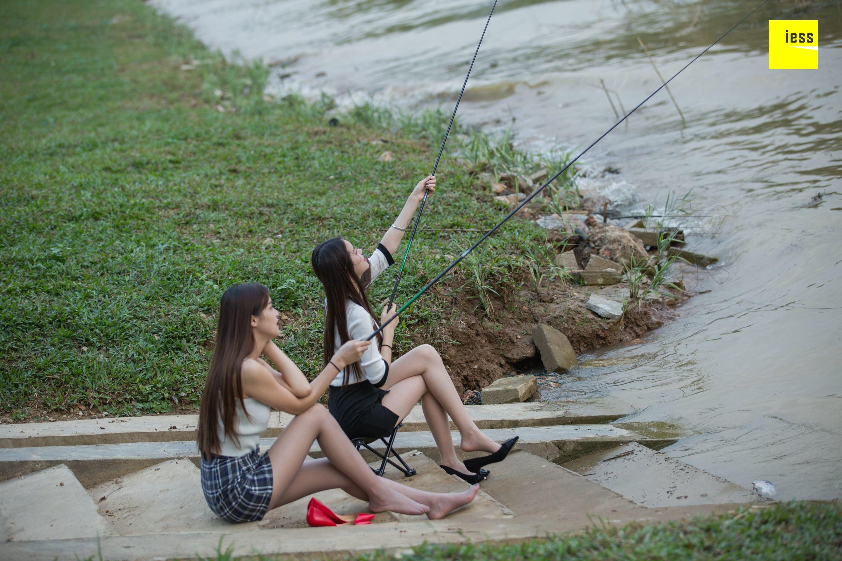 模特佳佳&amp;九妹 《钓鱼还是钓丝？》 [异思趣向IESS] 写真集第7张