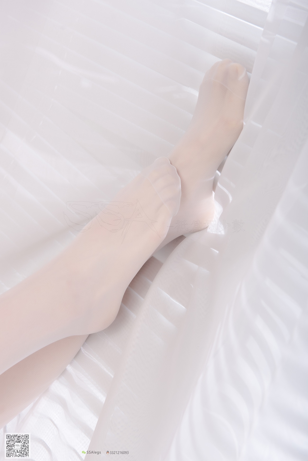 [SSA丝社]超清写真 NO.025 琪琪 甜美风女仆白色长筒丝袜[99P]第2张