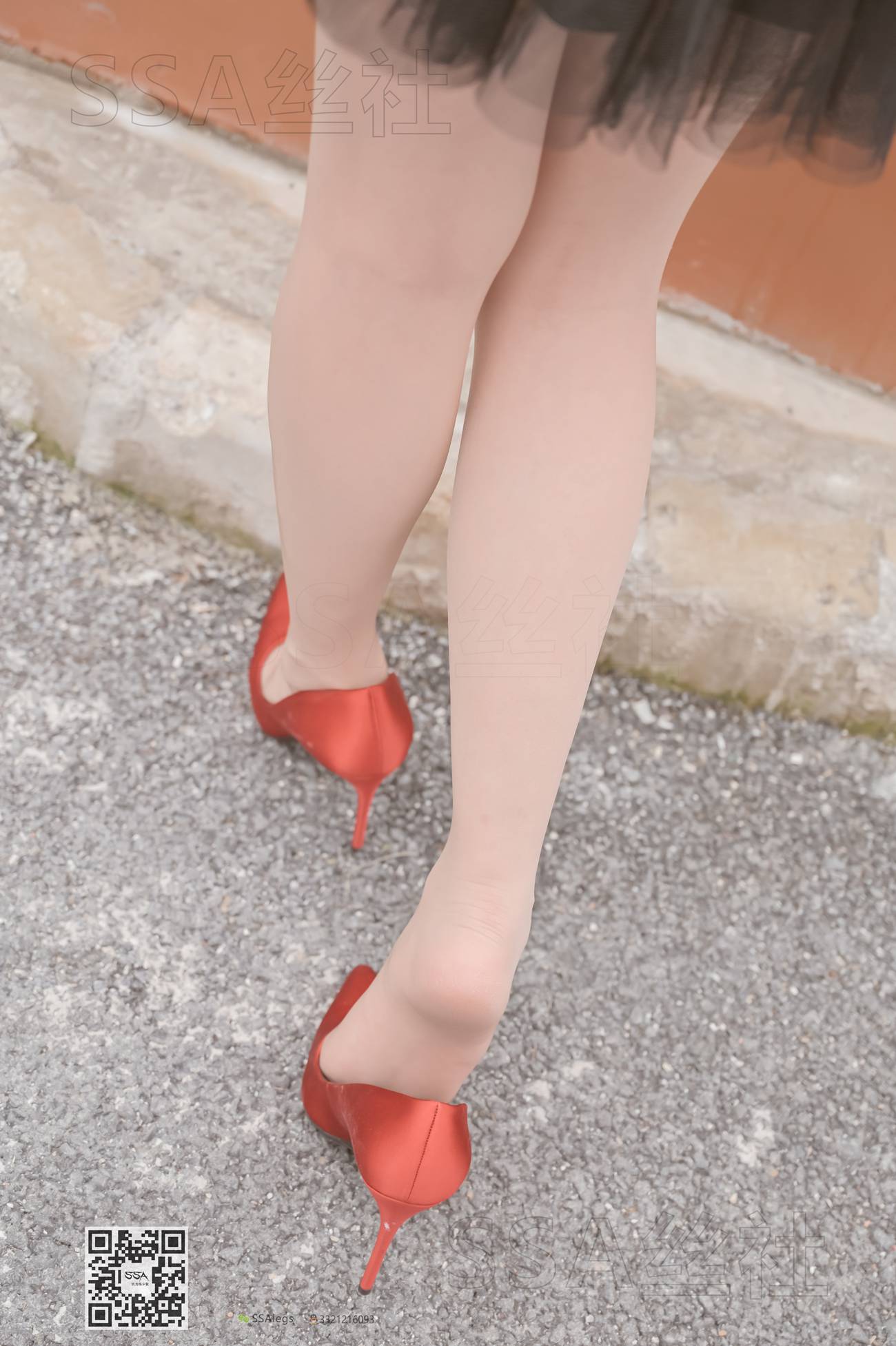 [SSA丝社]超清写真 NO.097 雪梨 腿模雪梨街拍红色高跟鞋肉丝[120P]第24张