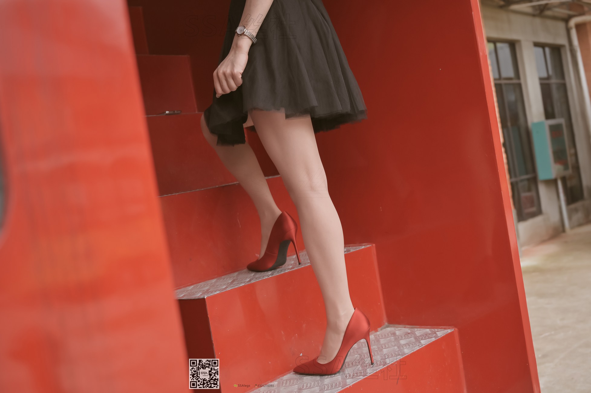 [SSA丝社]超清写真 NO.097 雪梨 腿模雪梨街拍红色高跟鞋肉丝[120P]第5张