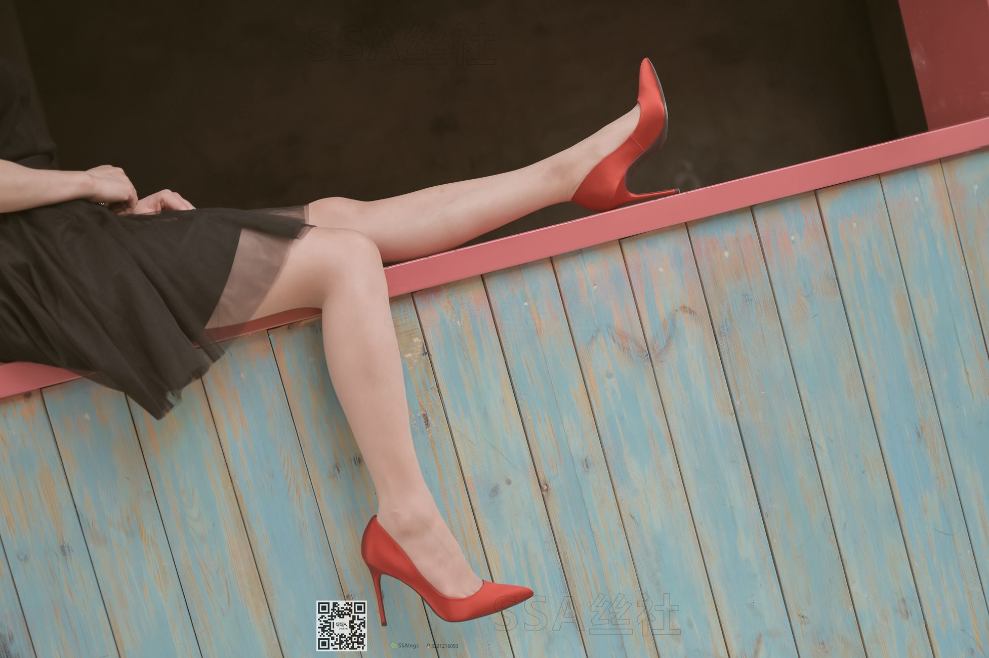 [SSA丝社]超清写真 NO.097 雪梨 腿模雪梨街拍红色高跟鞋肉丝[120P]第8张