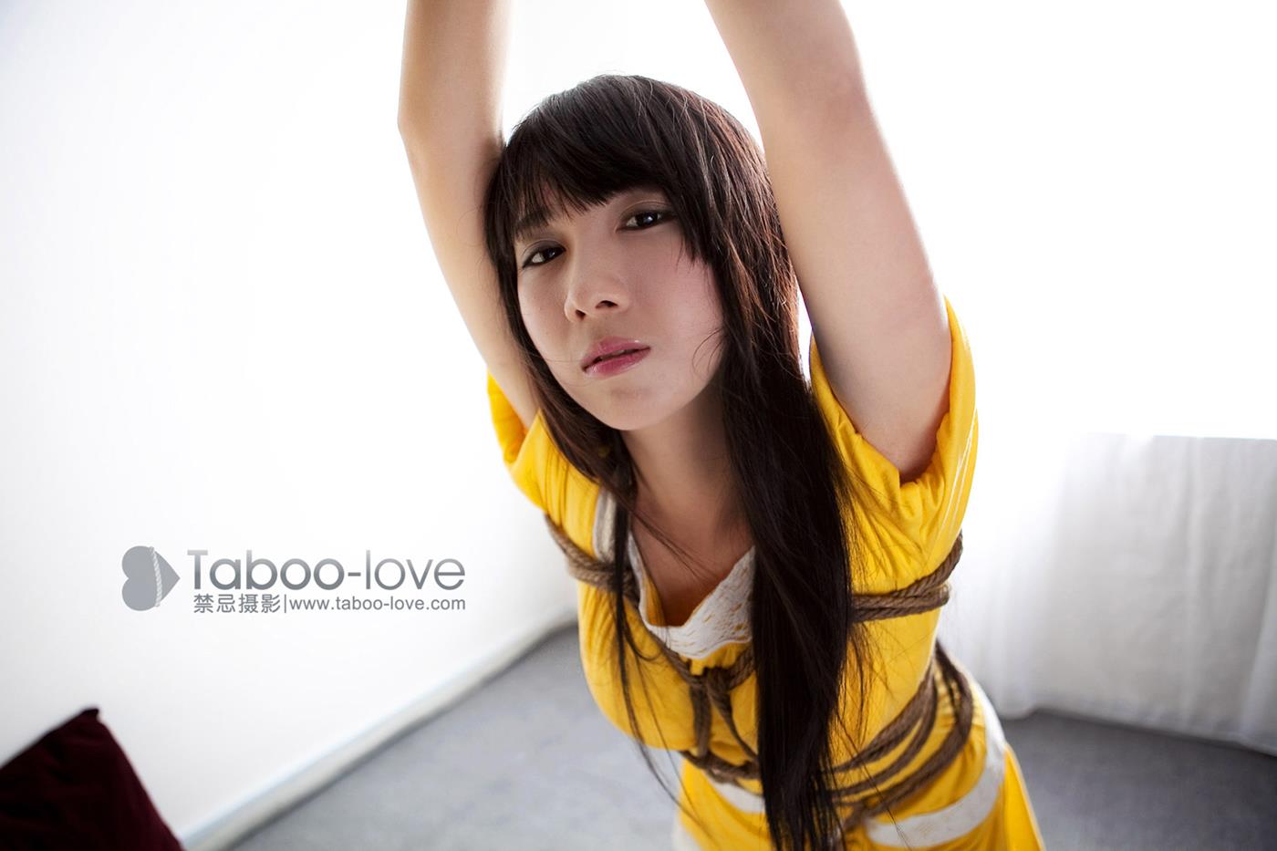 [禁忌摄影]Taboo-love NO.001 迷人的眼神[33P]第2张