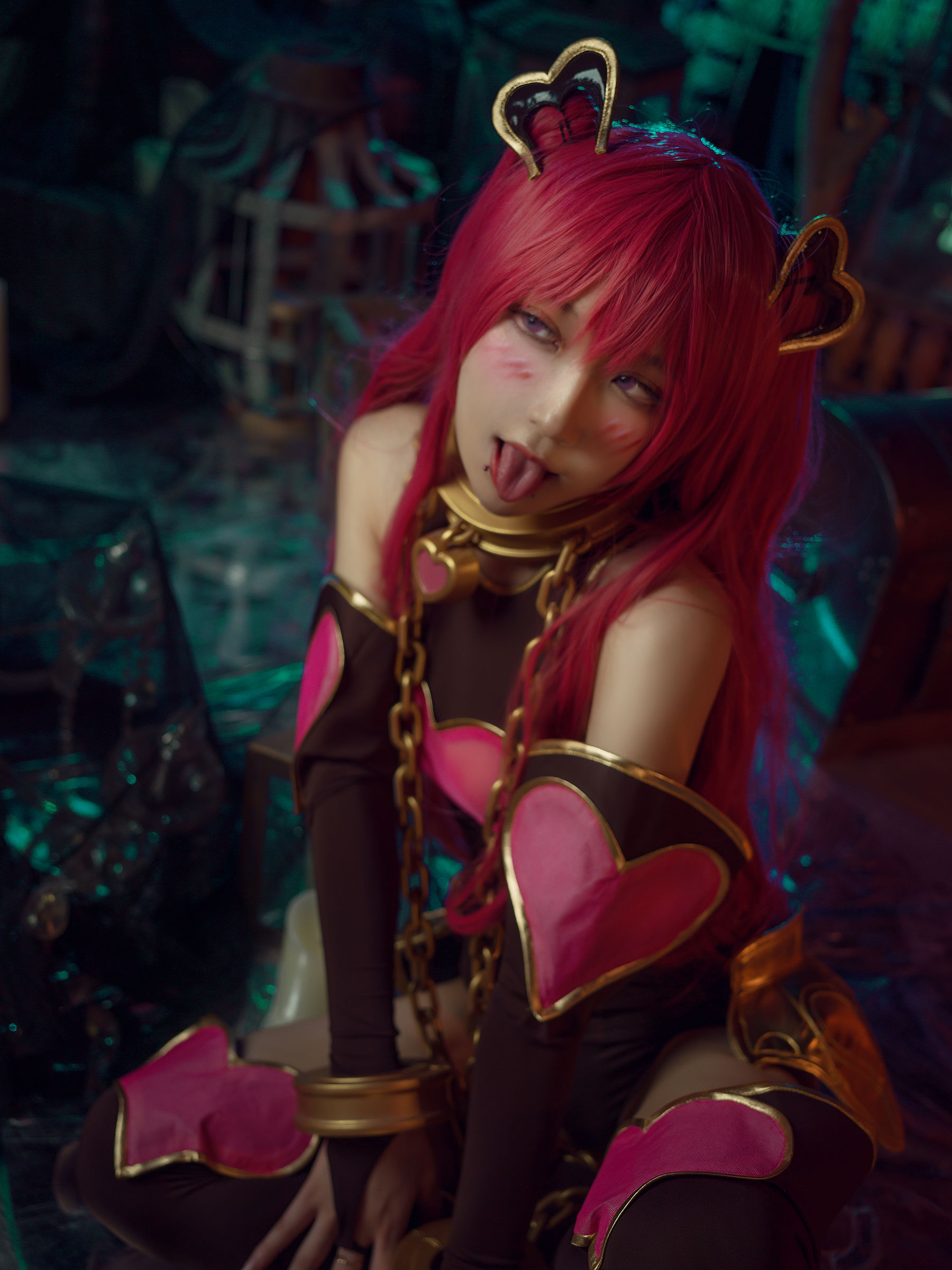 [网红COSER写真] 动漫博主阿包也是兔娘 - 空花第9张