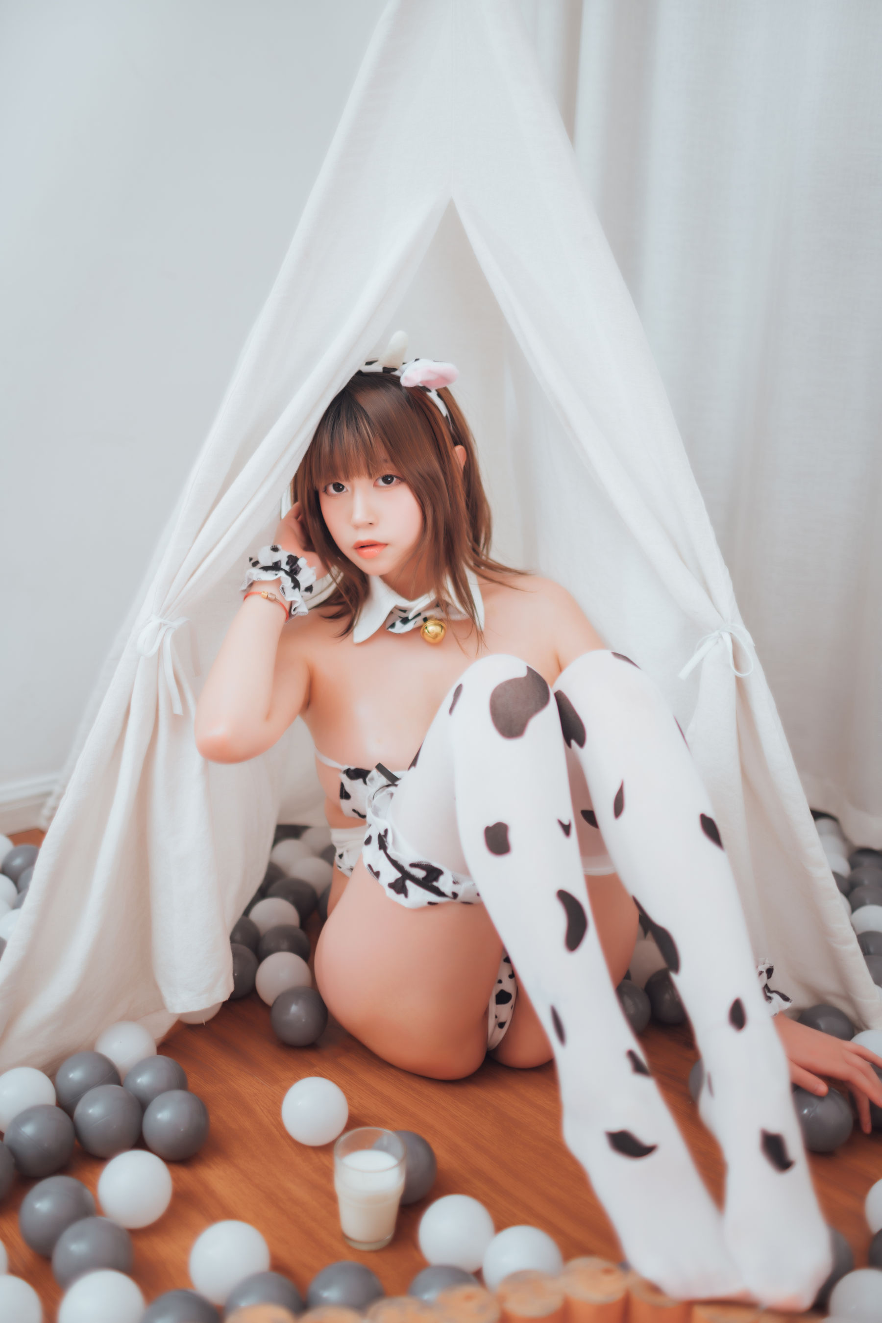 [网红COSER写真] 萌妹奈汐酱nice - 牛年大吉 奶牛第3张