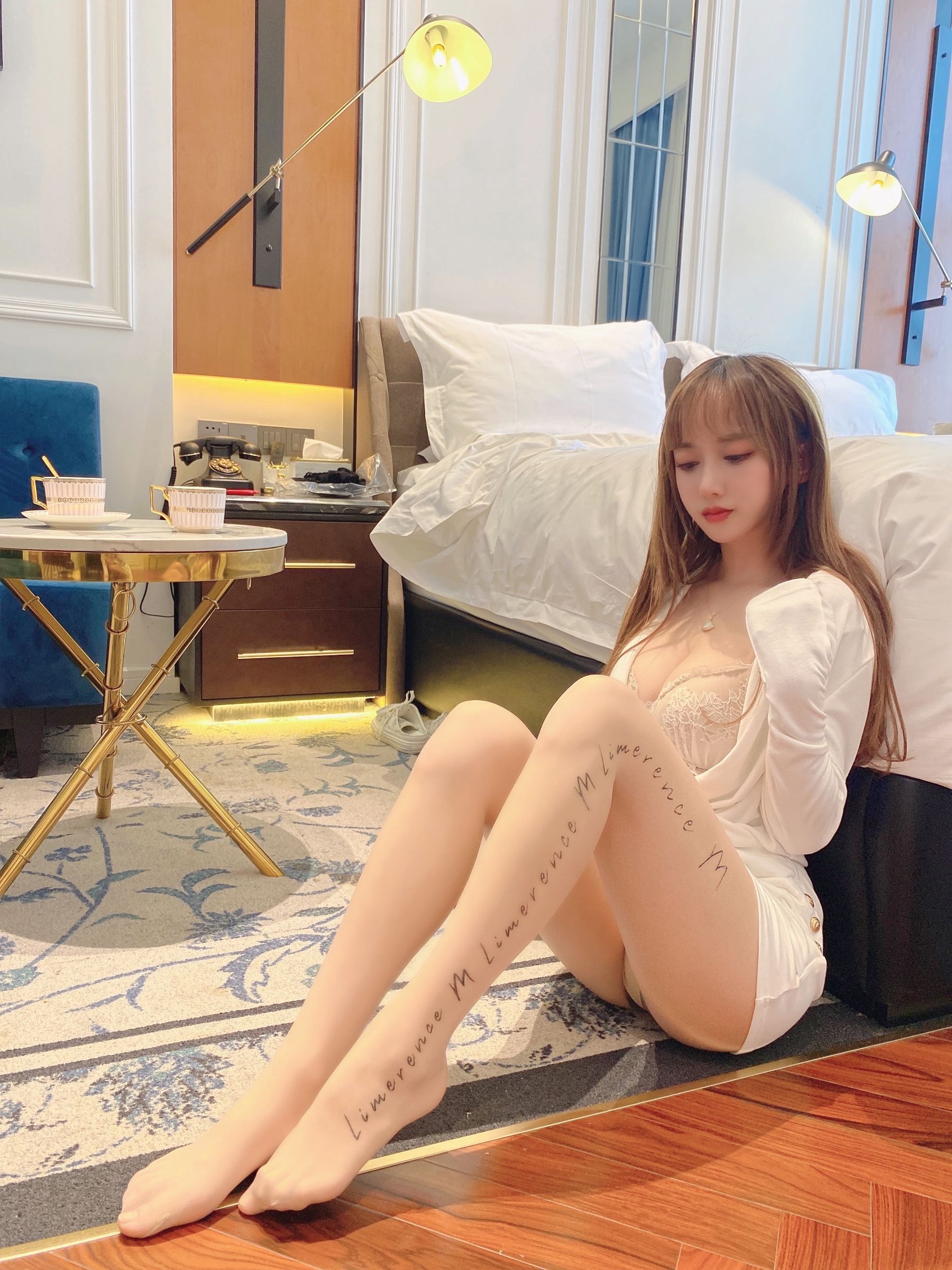 [COS福利] 斗鱼米线线sama - 肉丝袜美腿第7张