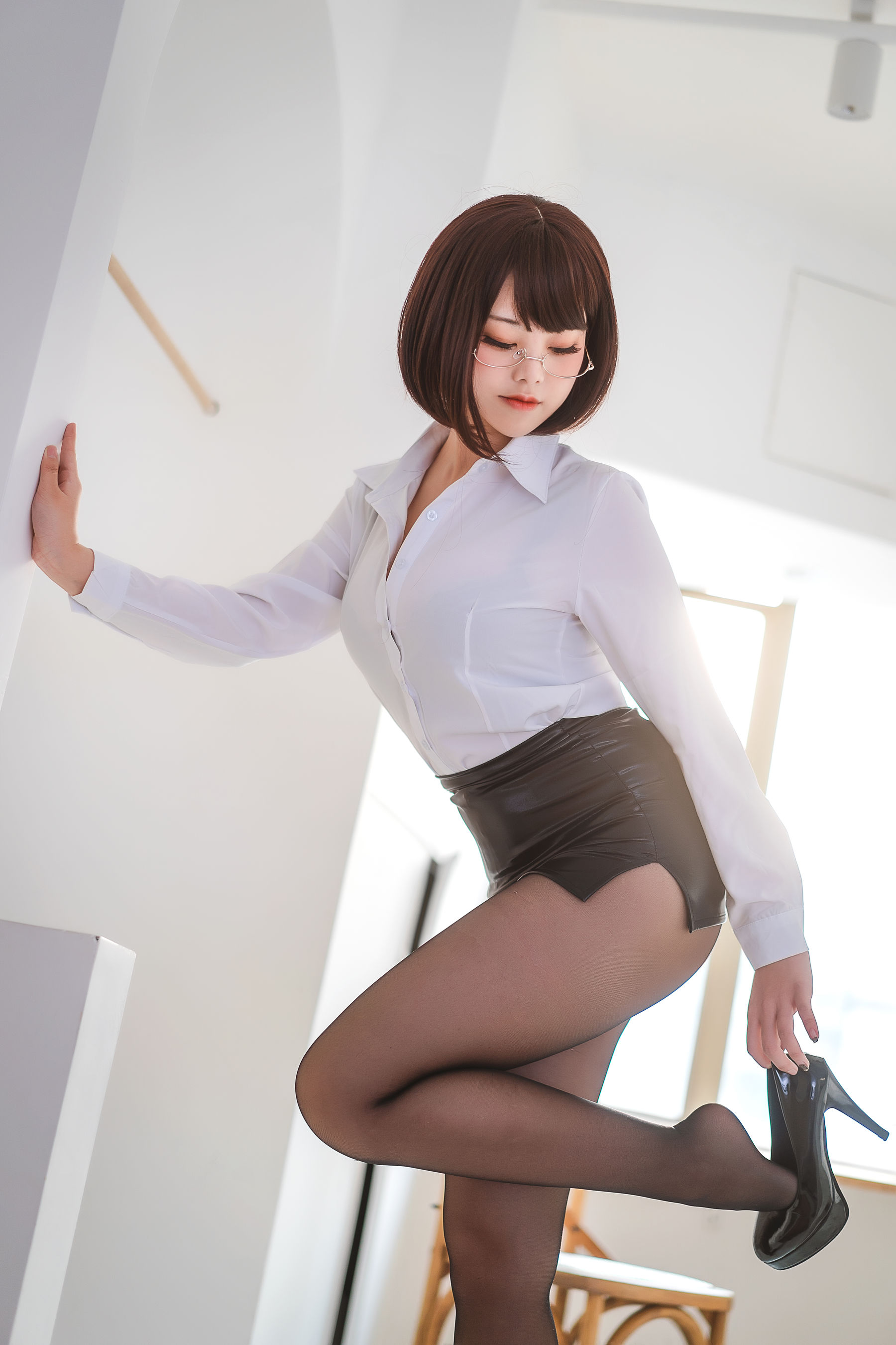 [COS福利] 萌系小姐姐蜜汁猫裘 - 醉OL第1张