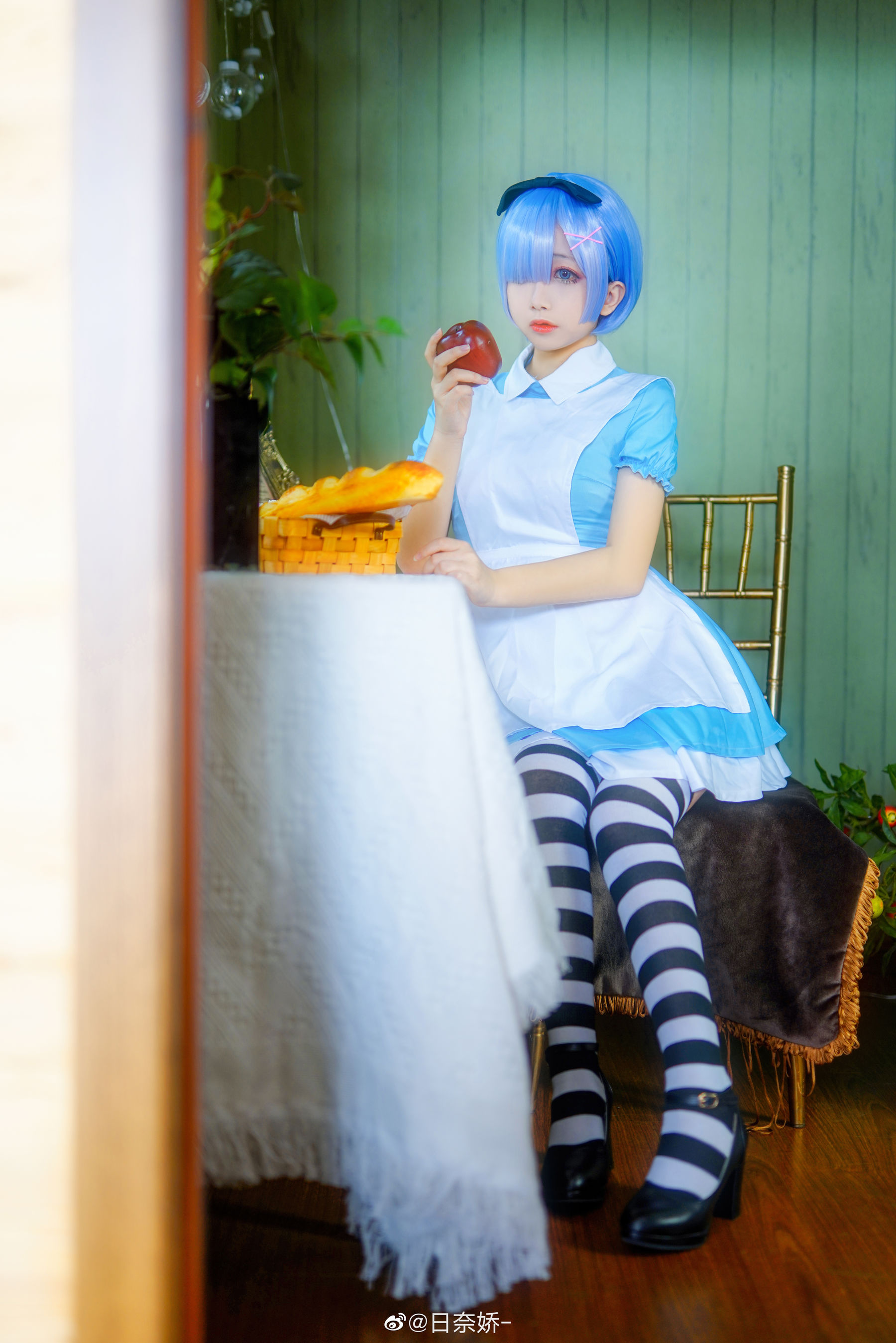 [COS福利] 日奈娇 - 蕾姆 毛衣 爱丽丝第6张