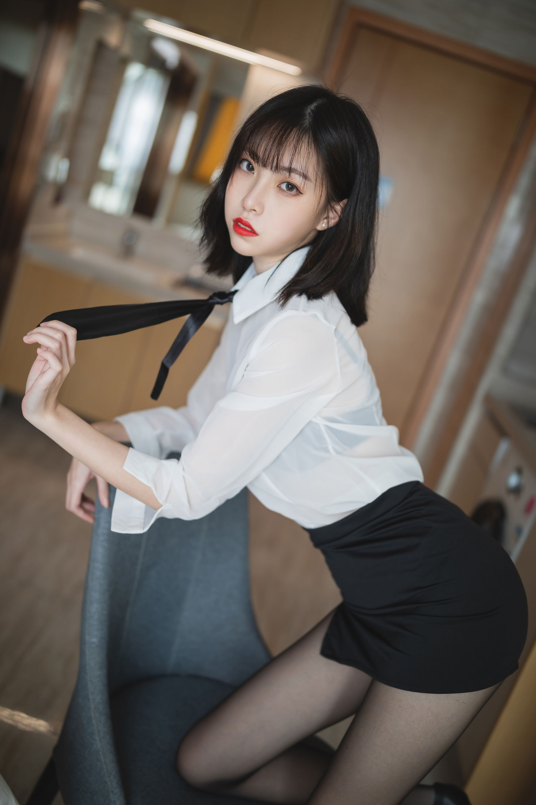 [福利COS] 许岚 - OL制服第7张