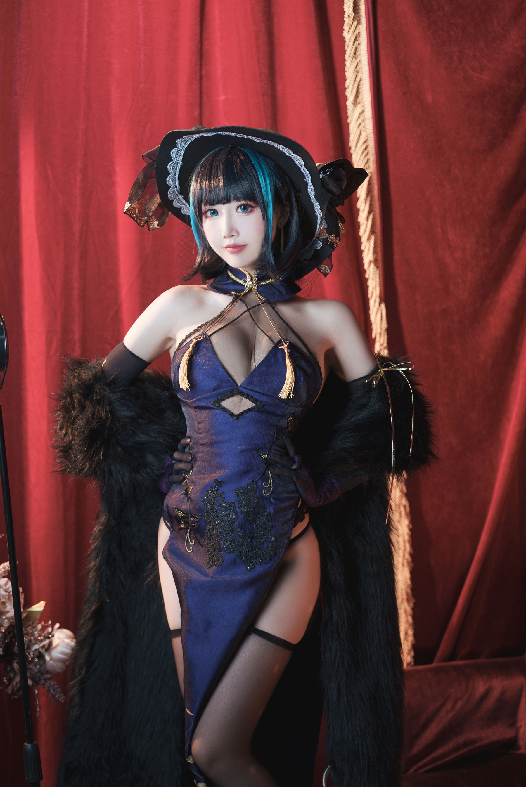 [福利COS] 可爱人气Coser面饼仙儿 - 柴郡旗袍第1张