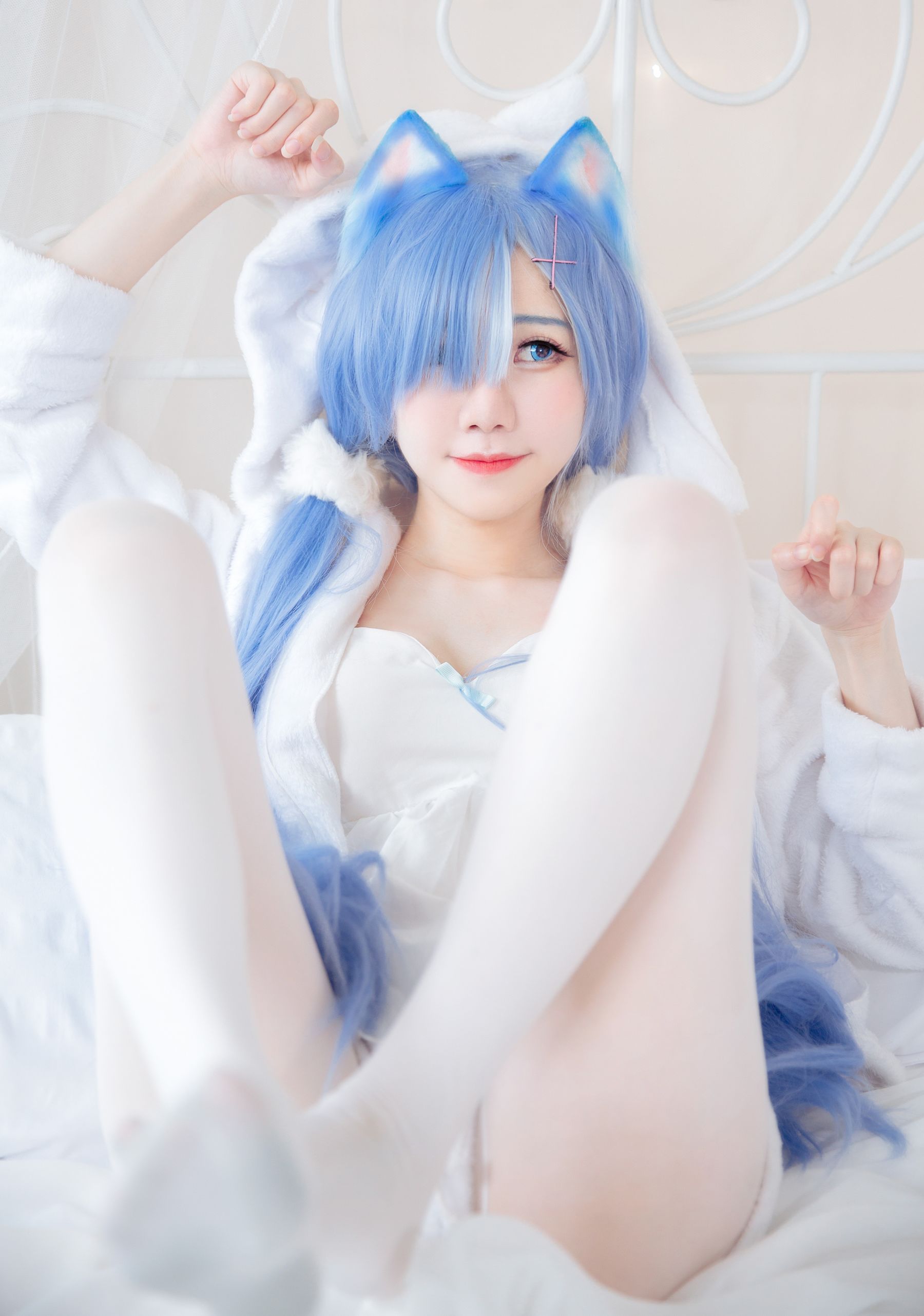 [网红COS] Sally Dorasnow - Rem White Kitty第16张