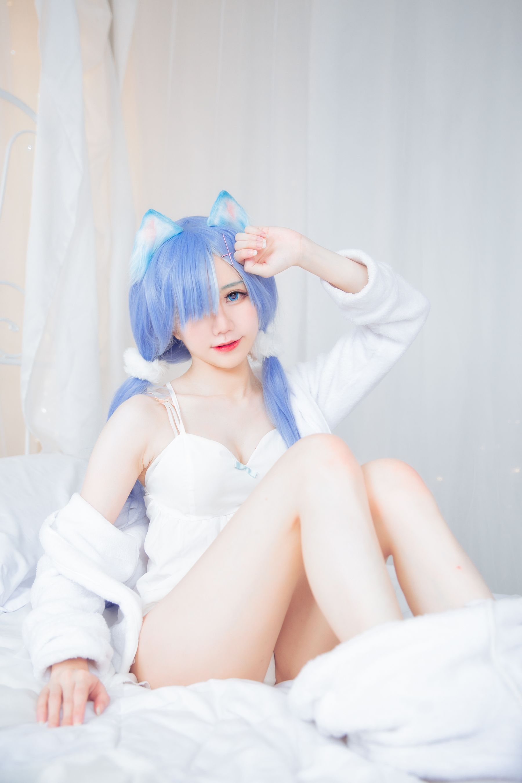 [网红COS] Sally Dorasnow - Rem White Kitty第12张