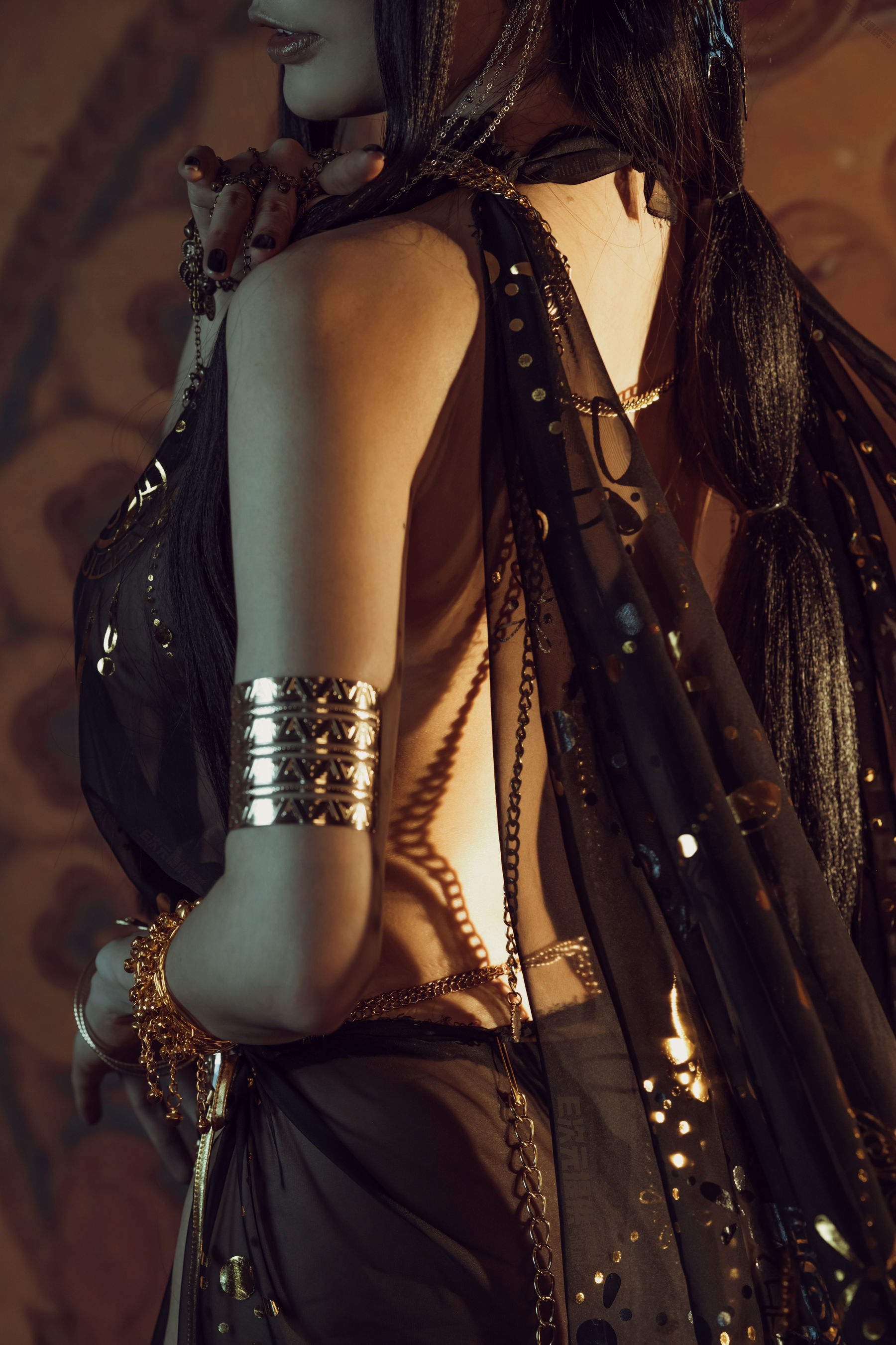 [网红COS] 秋和柯基(夏小秋秋秋) - 黑敦煌第3张