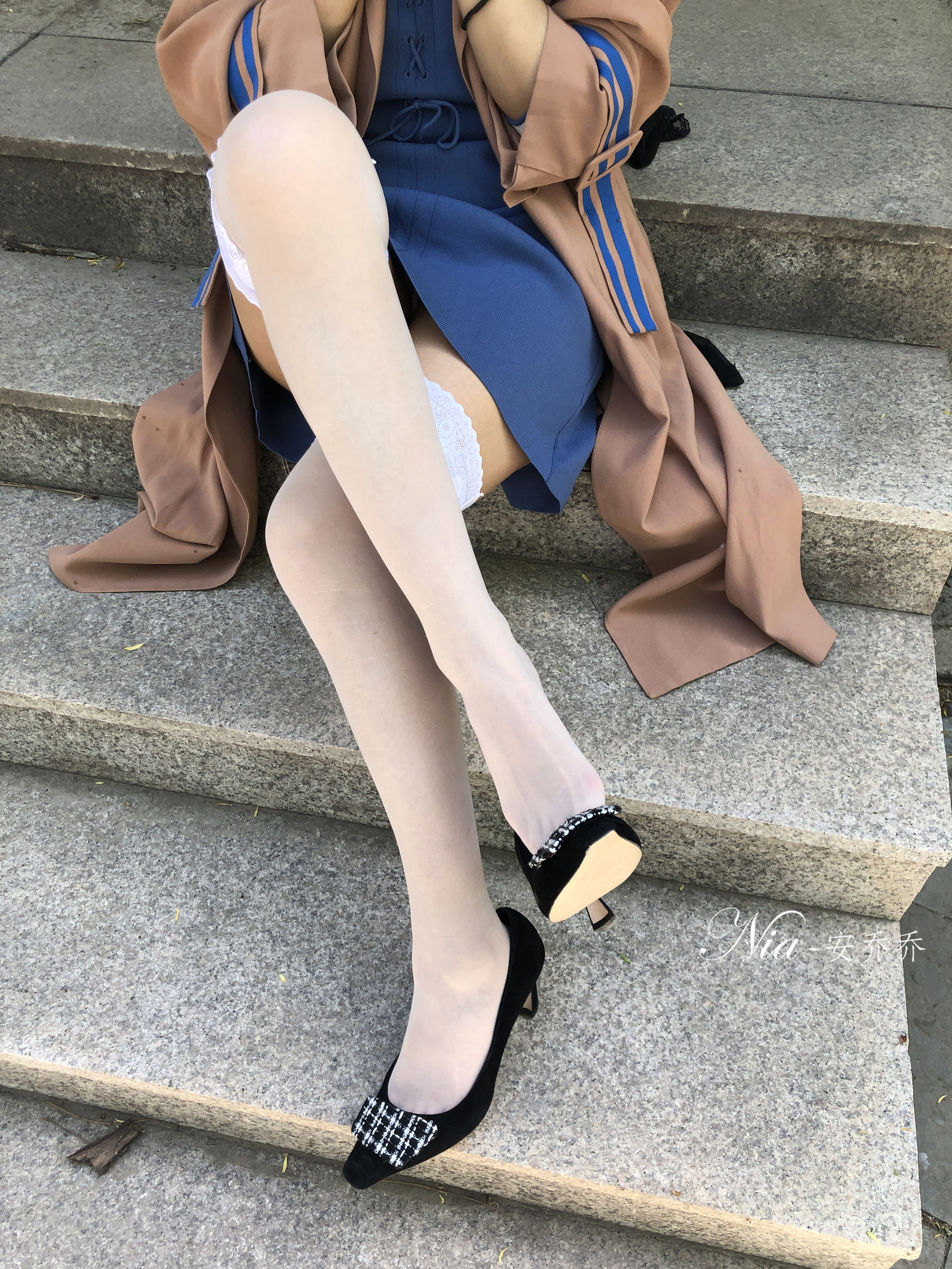 [福利COS] 安乔乔儿(Nia乔乔) No.021 不小心被发现了第24张