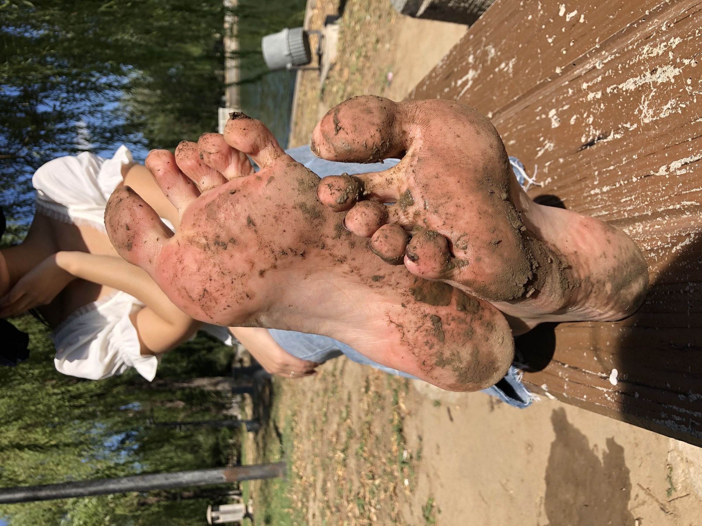 [福利COS] 安乔乔儿(Nia乔乔) No.007 乔乔脏脚底第27张