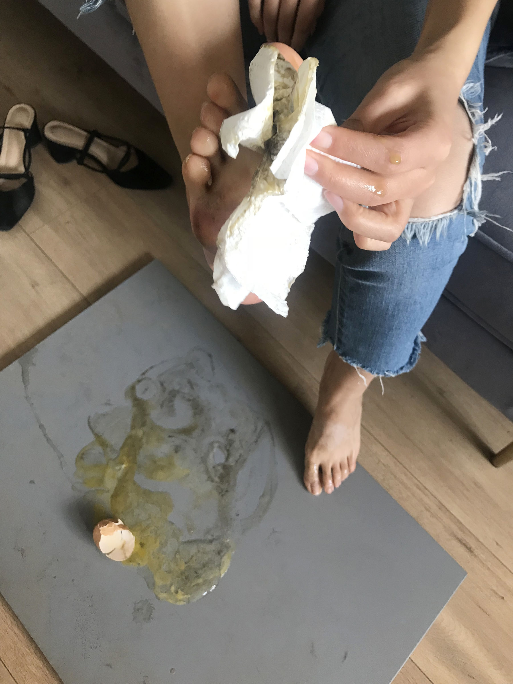 [福利COS] 安乔乔儿(Nia乔乔) No.015 脏脚踩鸡蛋第37张