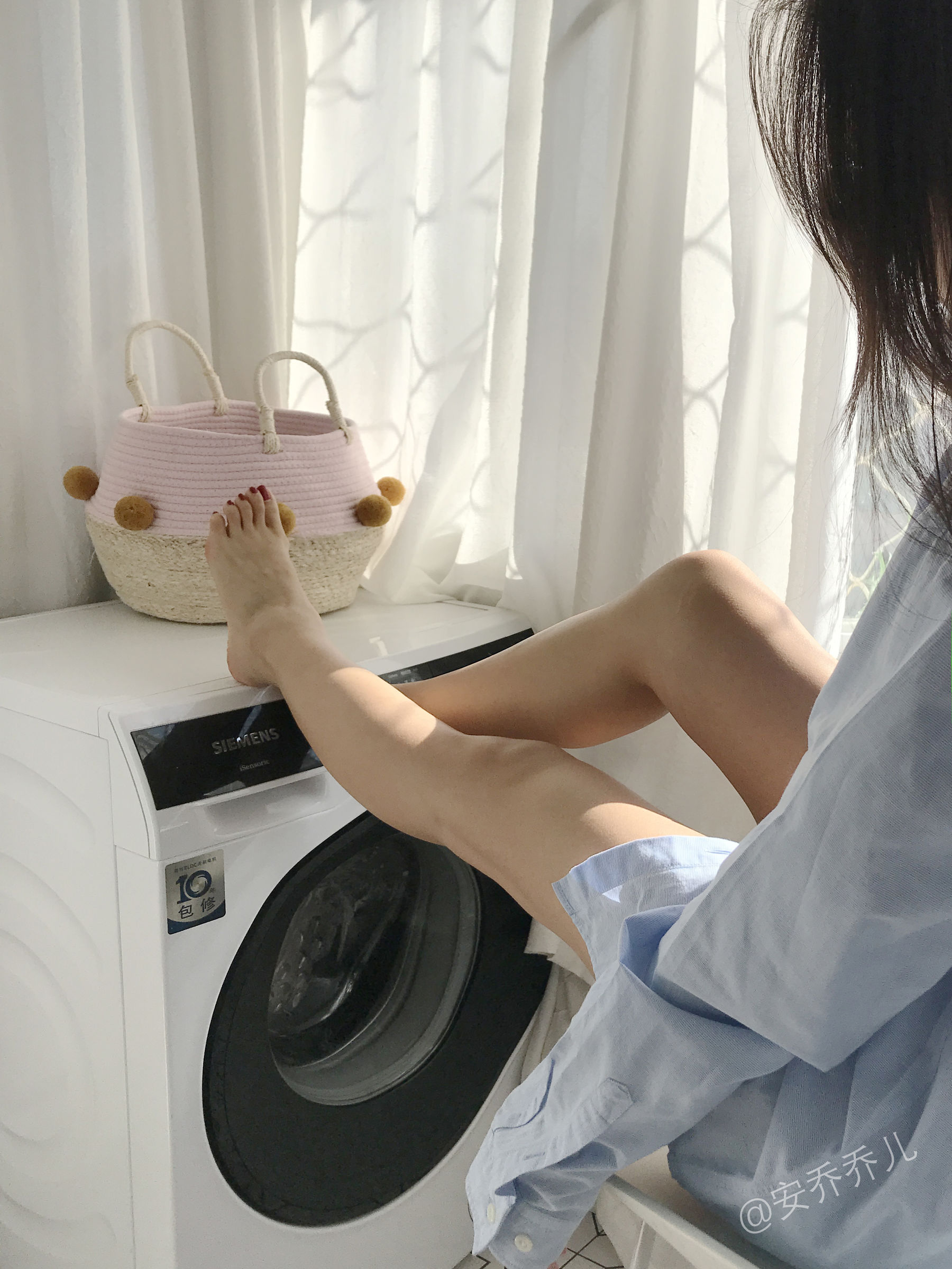 [福利COS] 安乔乔儿(Nia乔乔) No.016 阳台洗衣房第36张