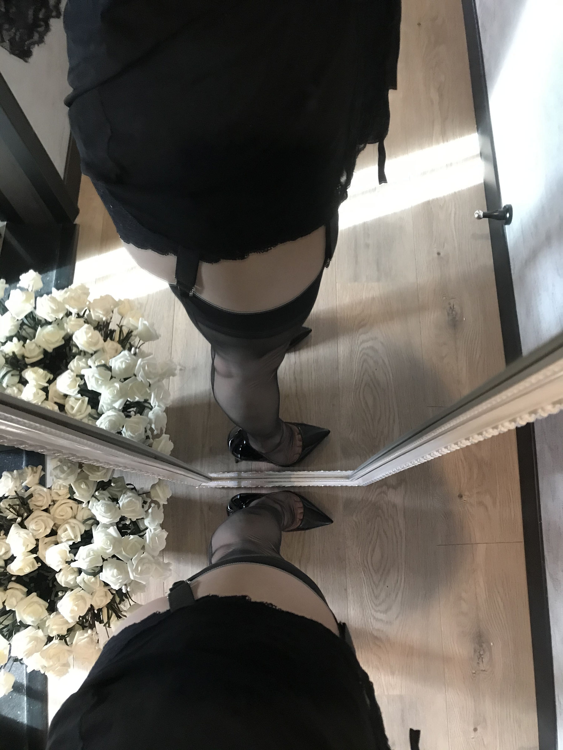 [福利COS] 丝足博主麋鹿_Monroe 2020.05.28 情趣自拍第8张