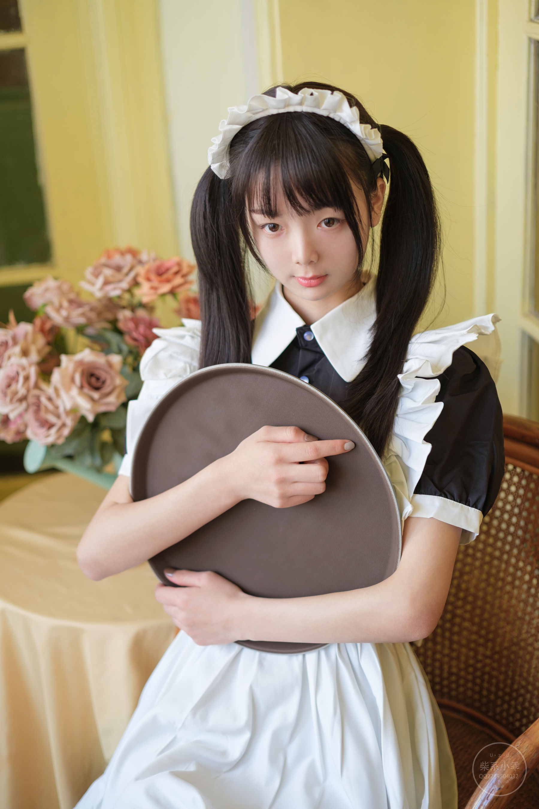 [福利COS] 柴系小乖(稚乖画册) - 夜夜白丝女仆第8张