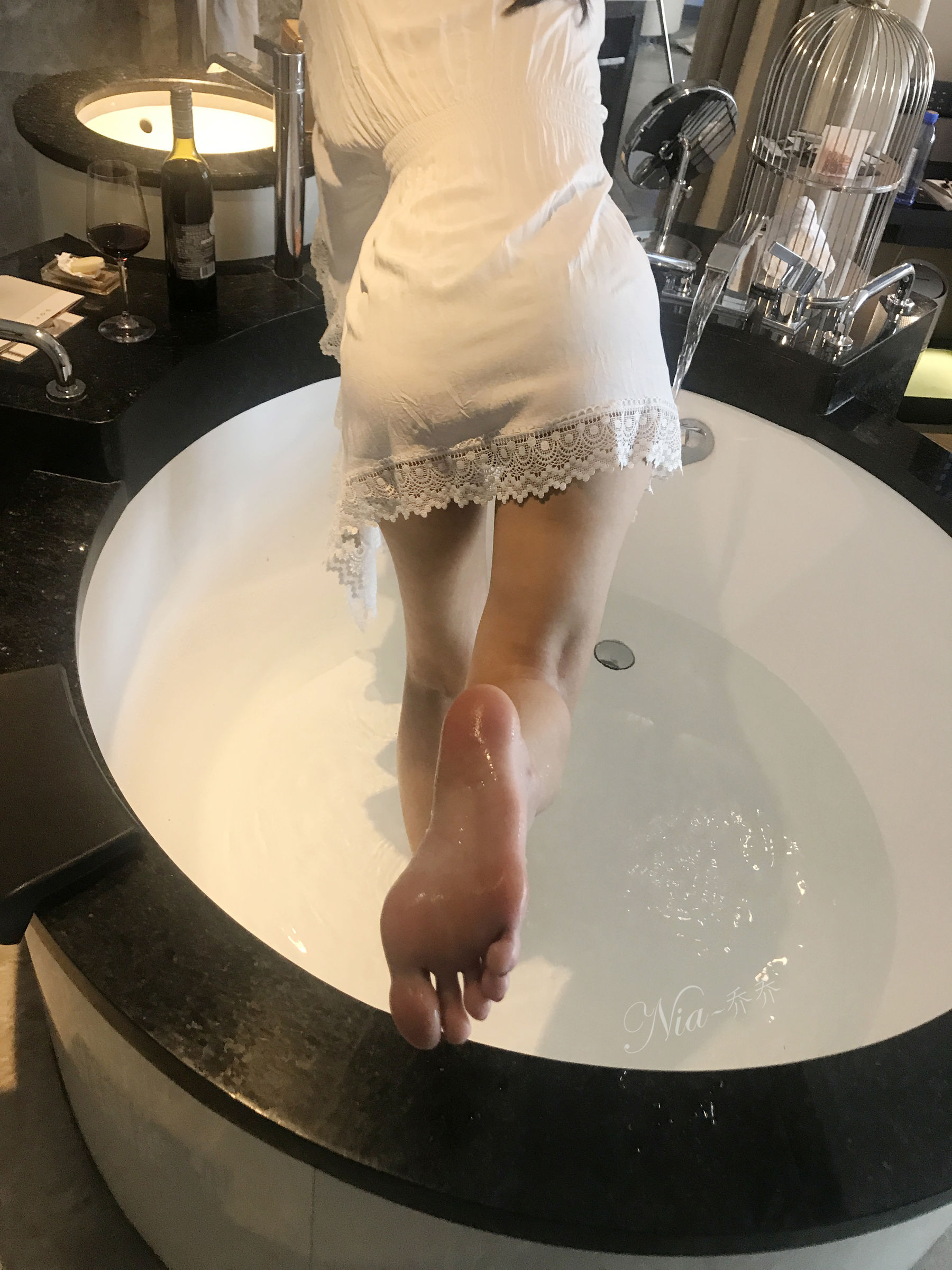[福利COS] 安乔乔儿(Nia乔乔) No.024 美人出浴第22张