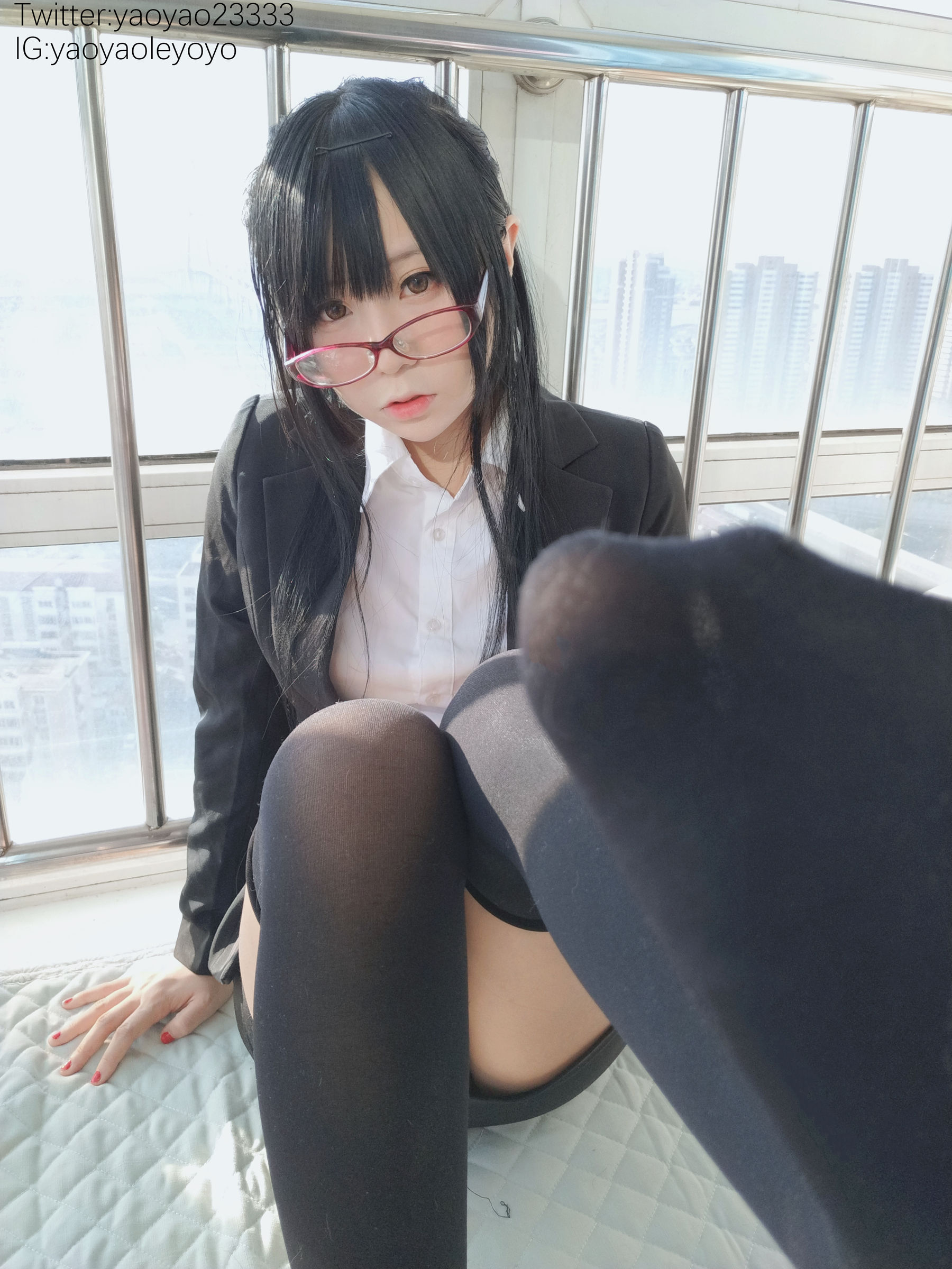 [福利COS] 萌妹子Coser摇摇乐yoyo - 补习老师第5张