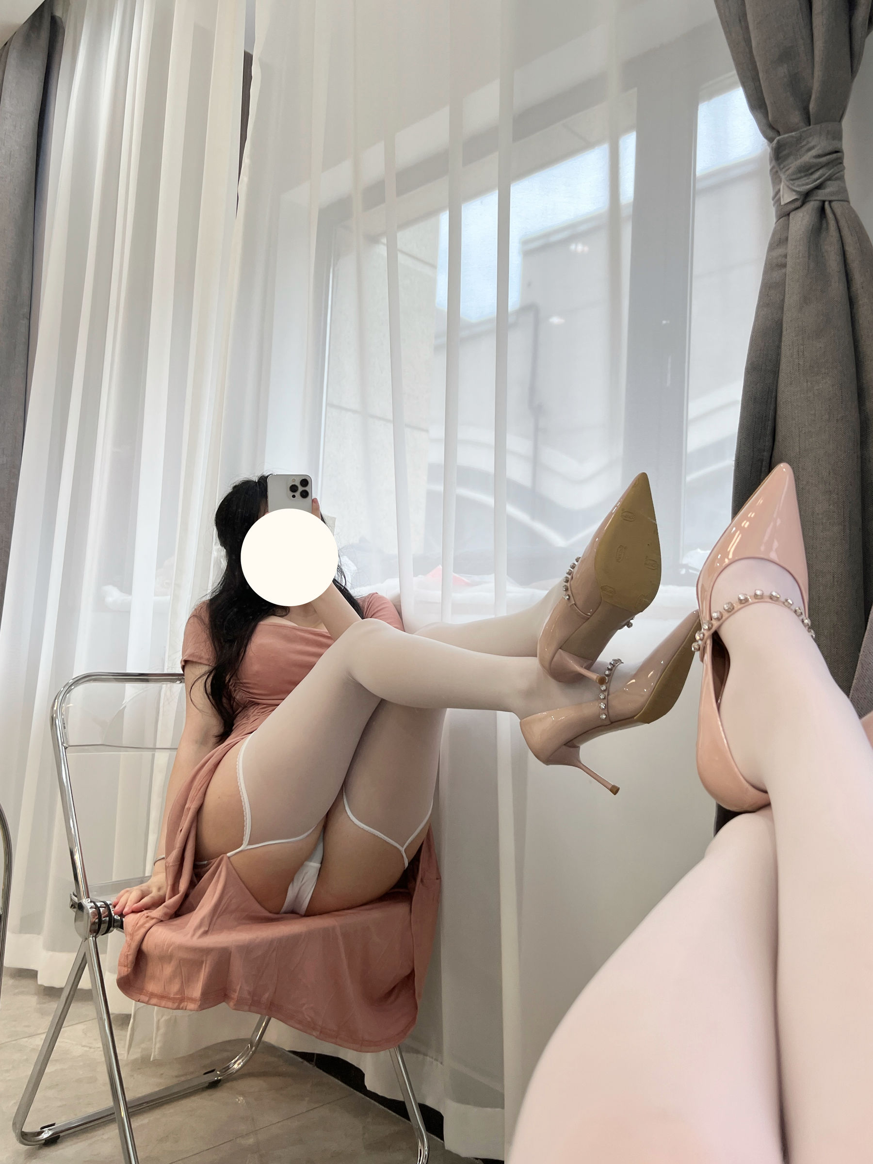 [福利COS] 蜜桃少女是依酱呀 - 人妻第12张