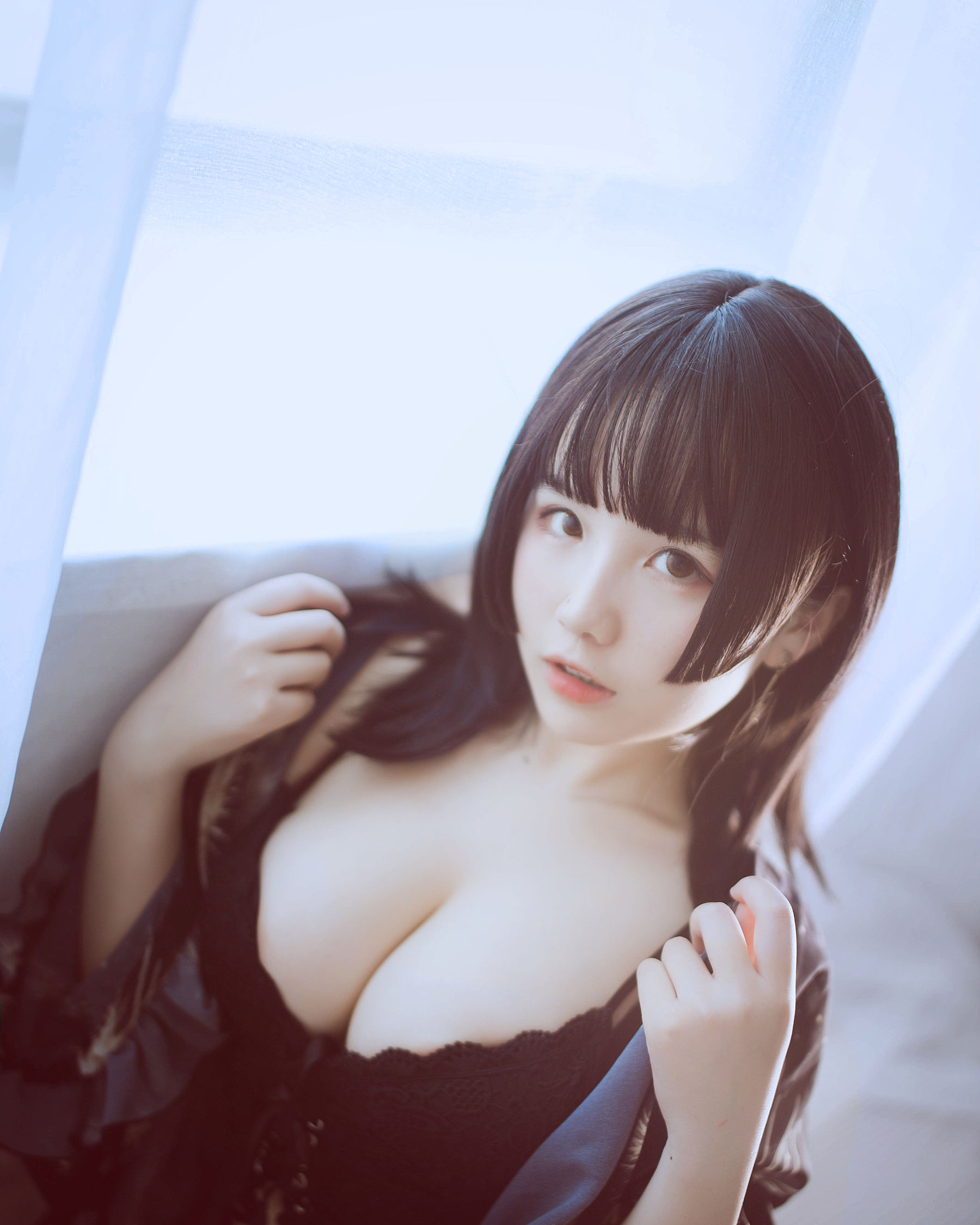 [福利COS] 阿半今天很开心 - 黑色吊带第8张