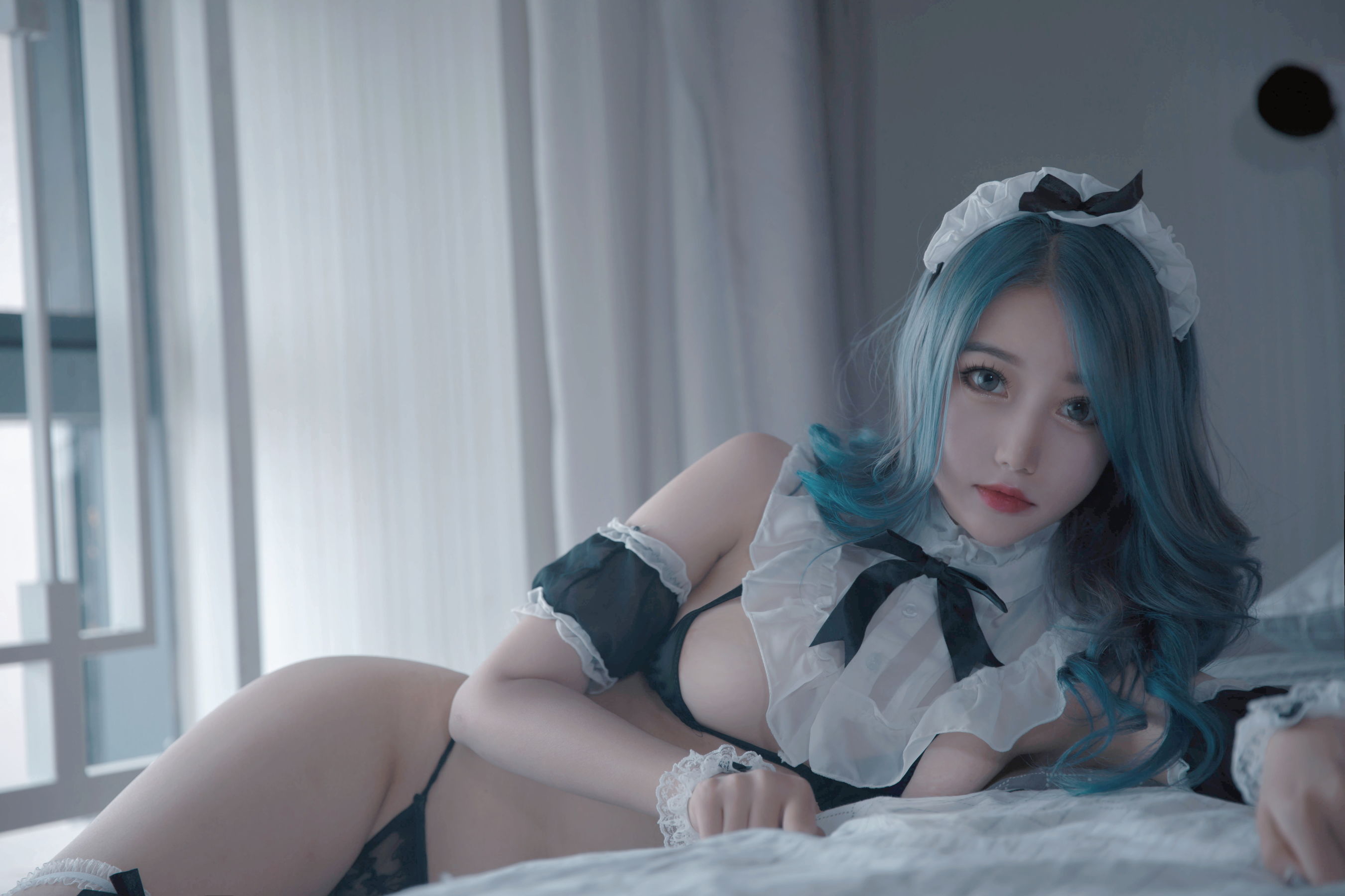 [福利COS] eloise软软 - 三点与黑丝第3张