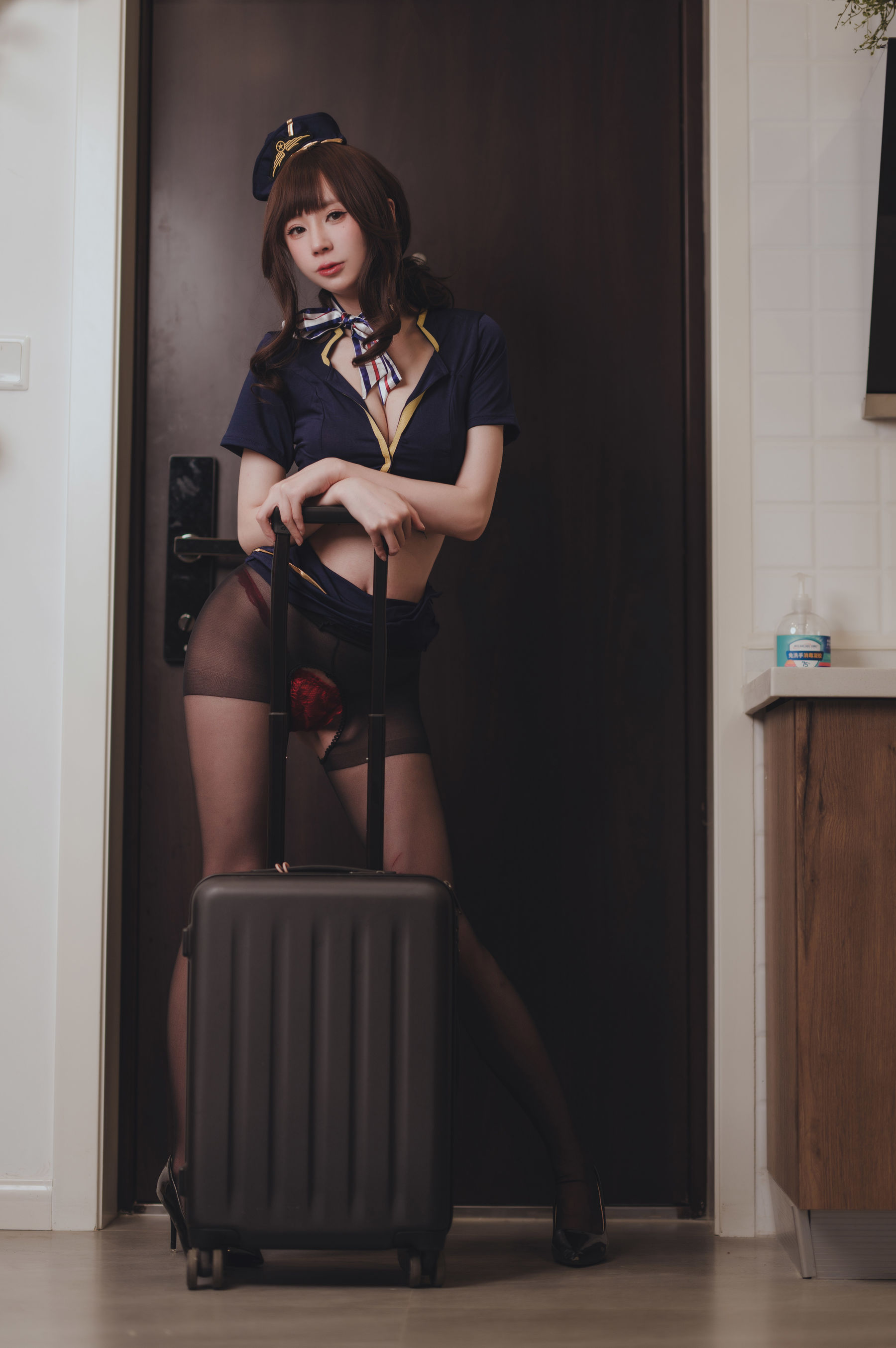 [福利COS] 西园寺南歌写真 - 空姐第5张