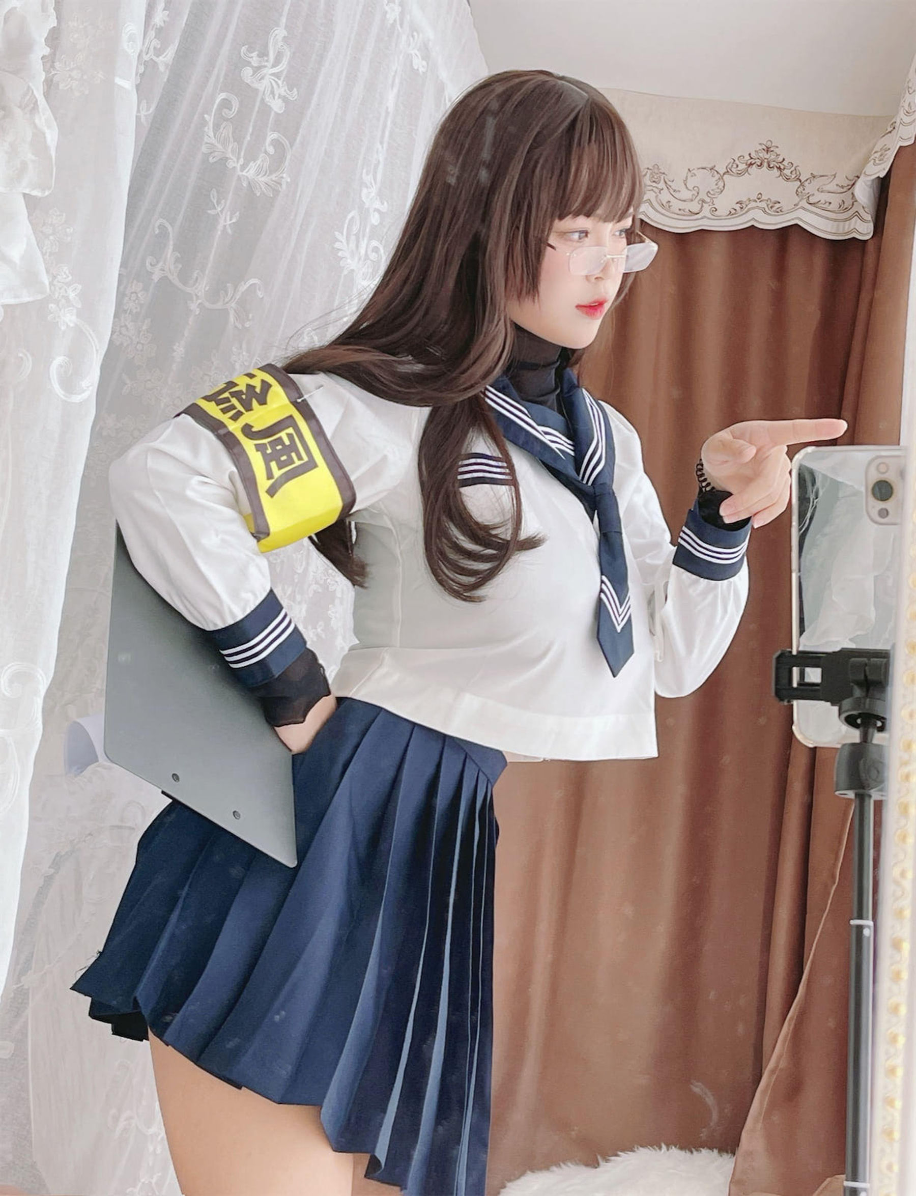 [福利COS] 萌系小姐姐-白烨-&amp;amp;耶米西奶露 - 风纪委员第2张