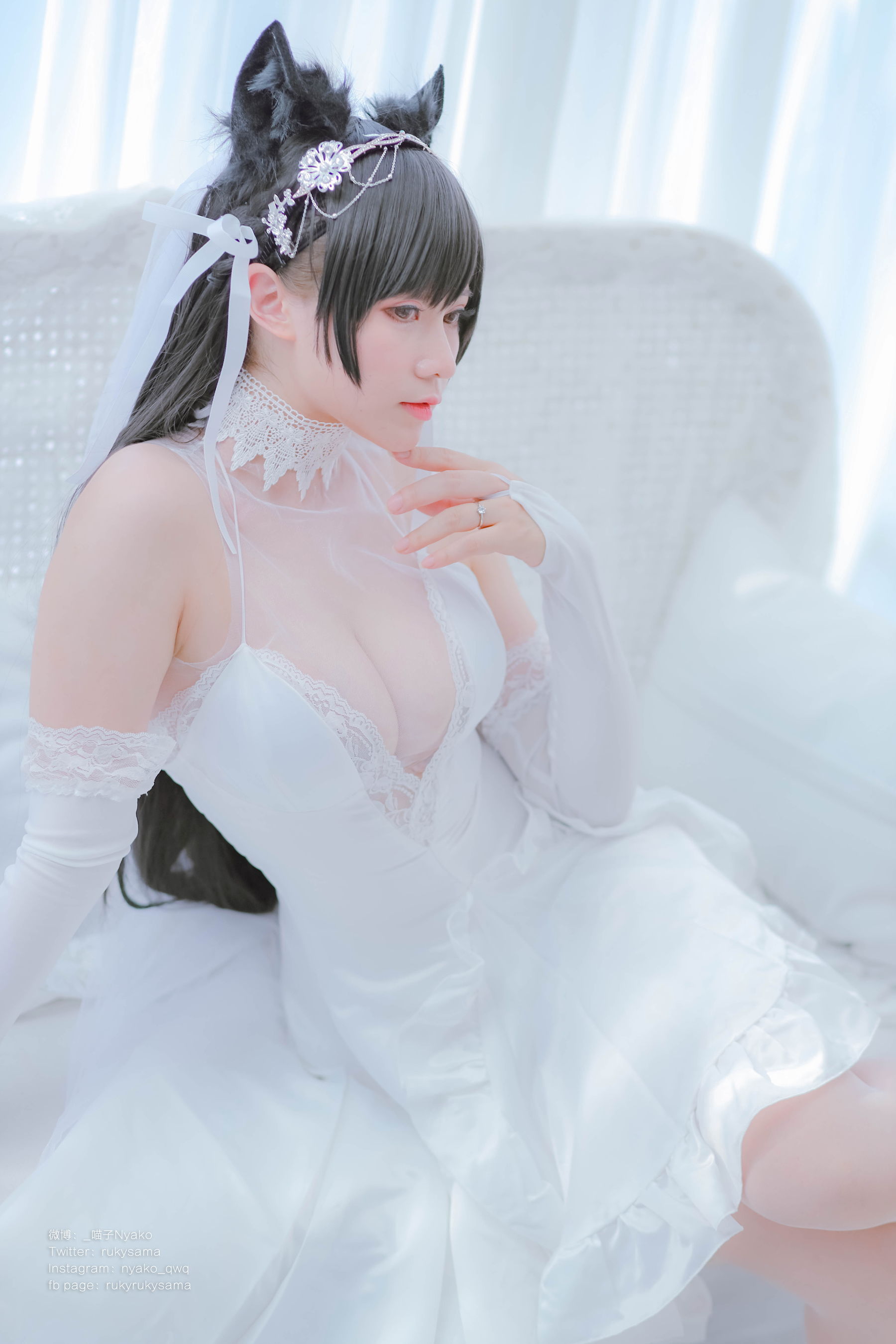 [福利COS] 萌妹子Nyako喵子 - 爱宕婚纱第6张