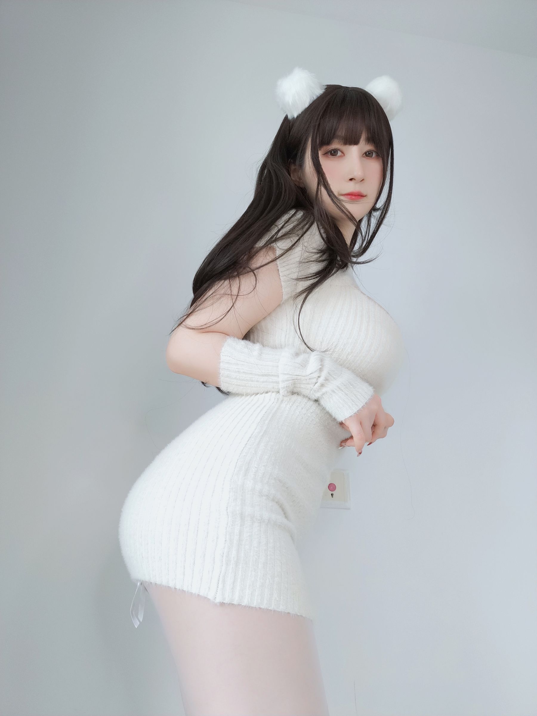 [福利COS] Coser小姐姐白银 - 白い真珠第18张