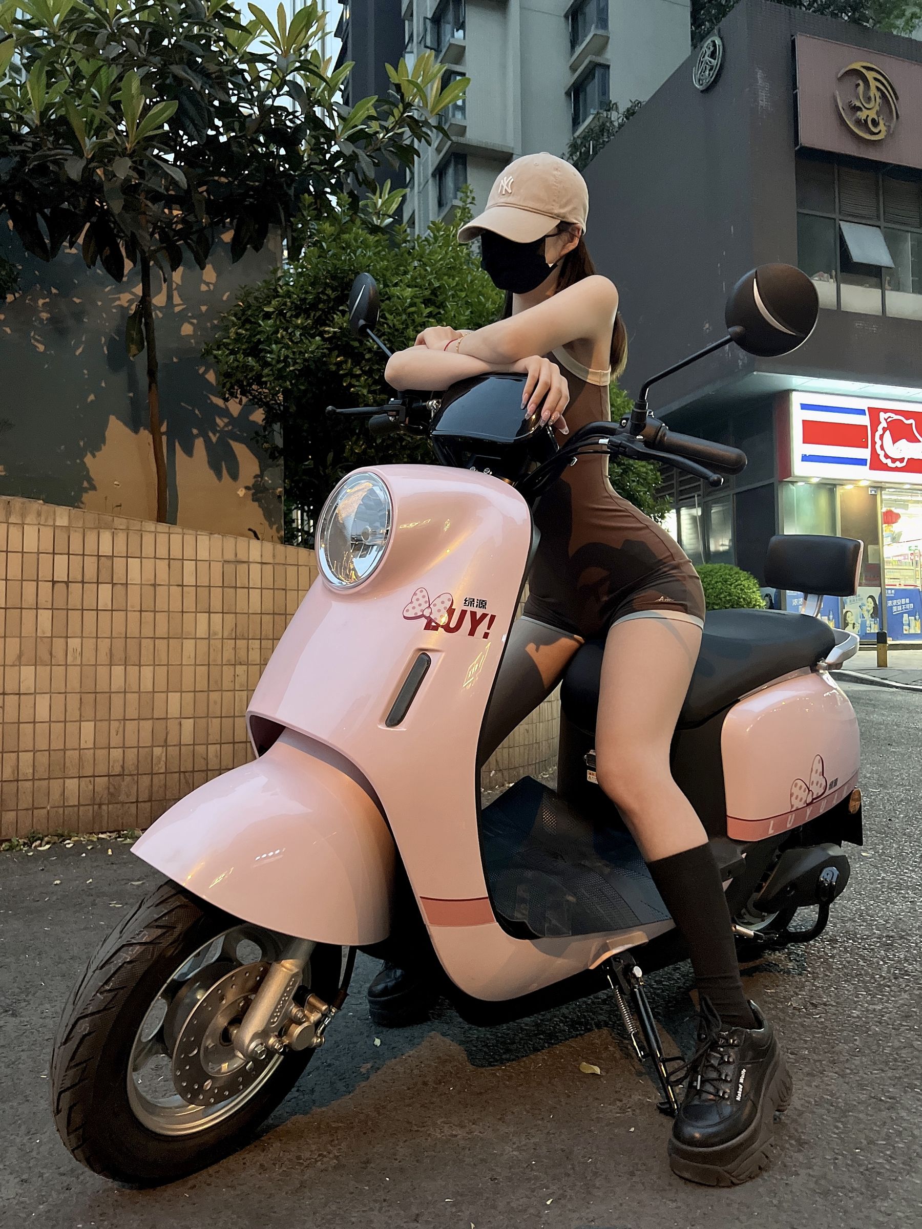 [福利COS] 妮是老虎-陈妮妮UNI 微密圈视图合集第40张