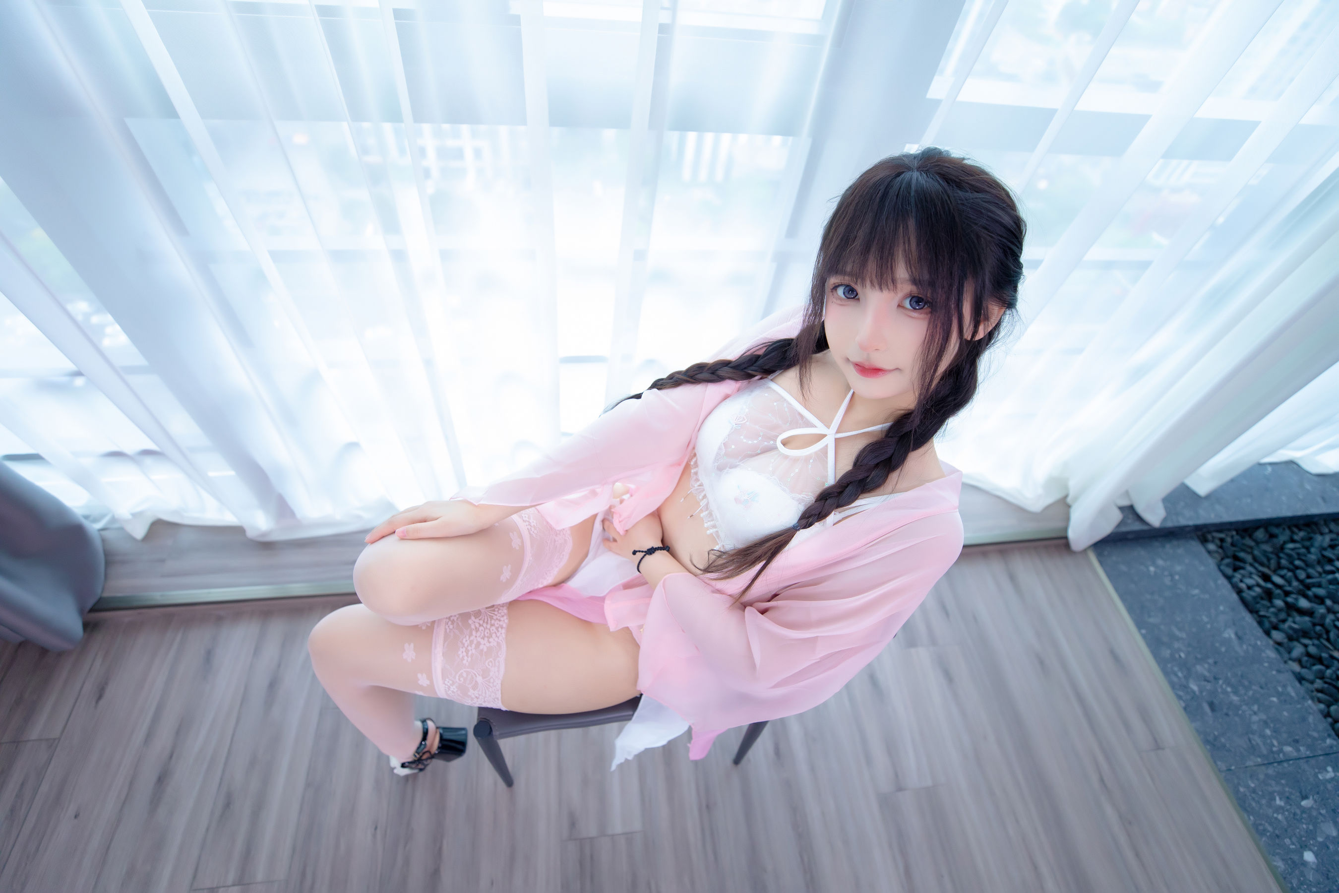 [福利COS] 萝莉神楽板真冬 之桃花潭水第3张