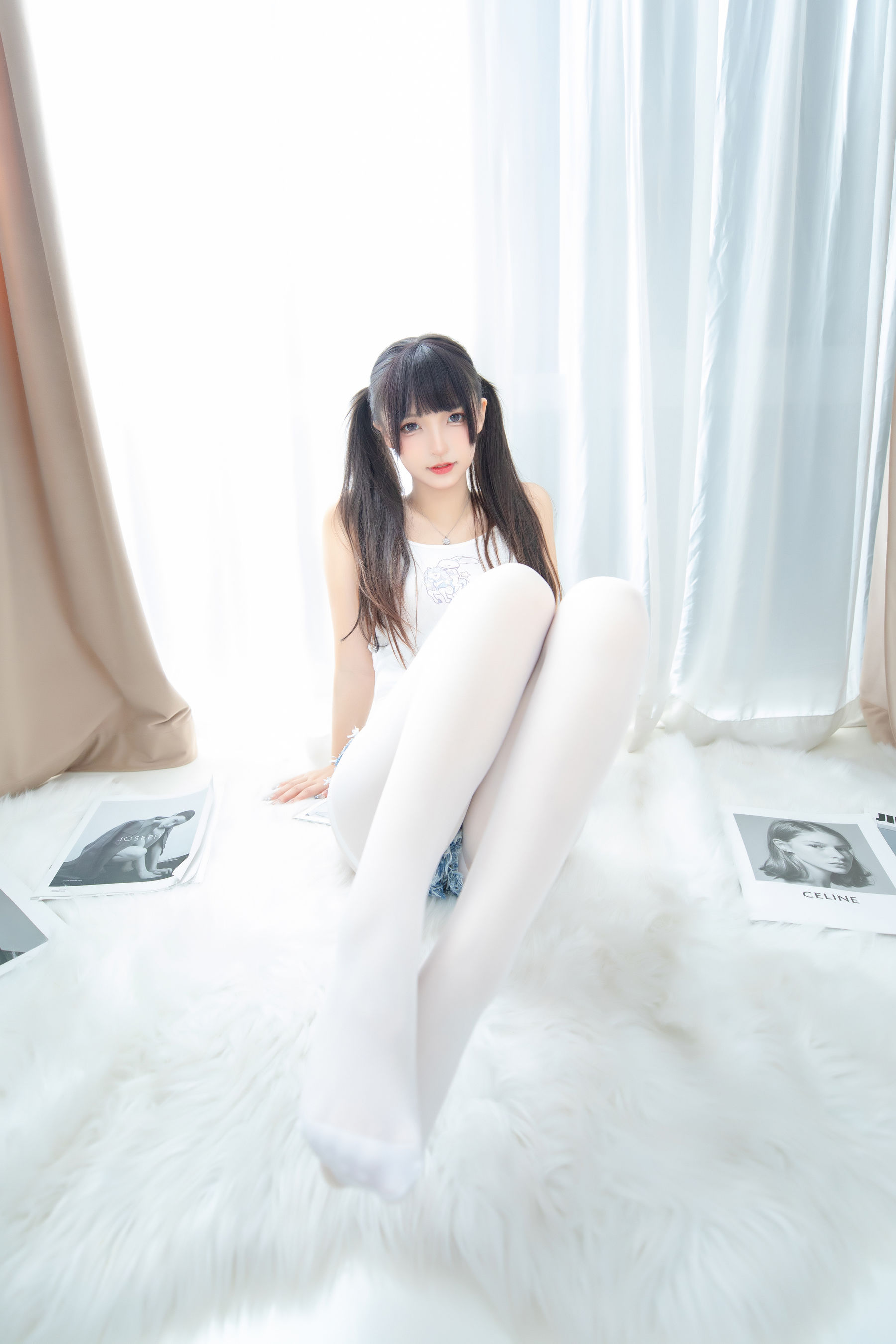 [福利COS] 萝莉神楽板真冬 之牛仔兔兔第12张