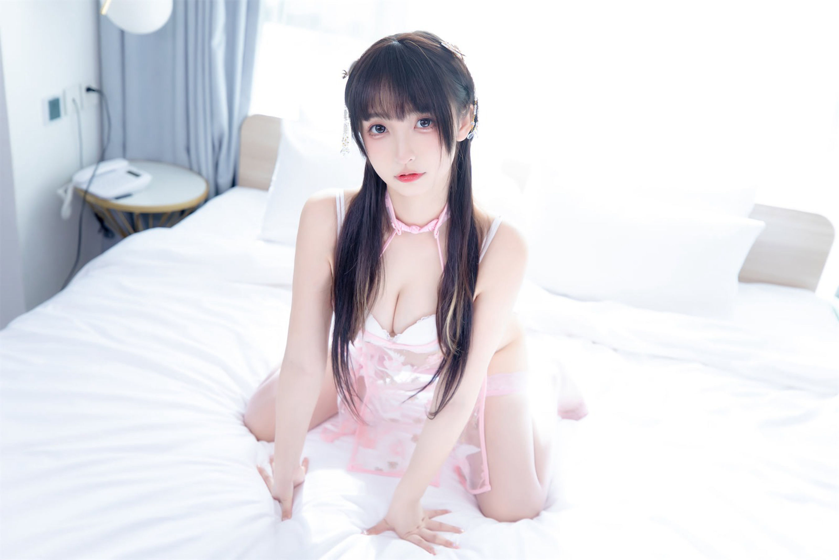 [福利COS] 萝莉神楽板真冬 之小鸟依人第3张