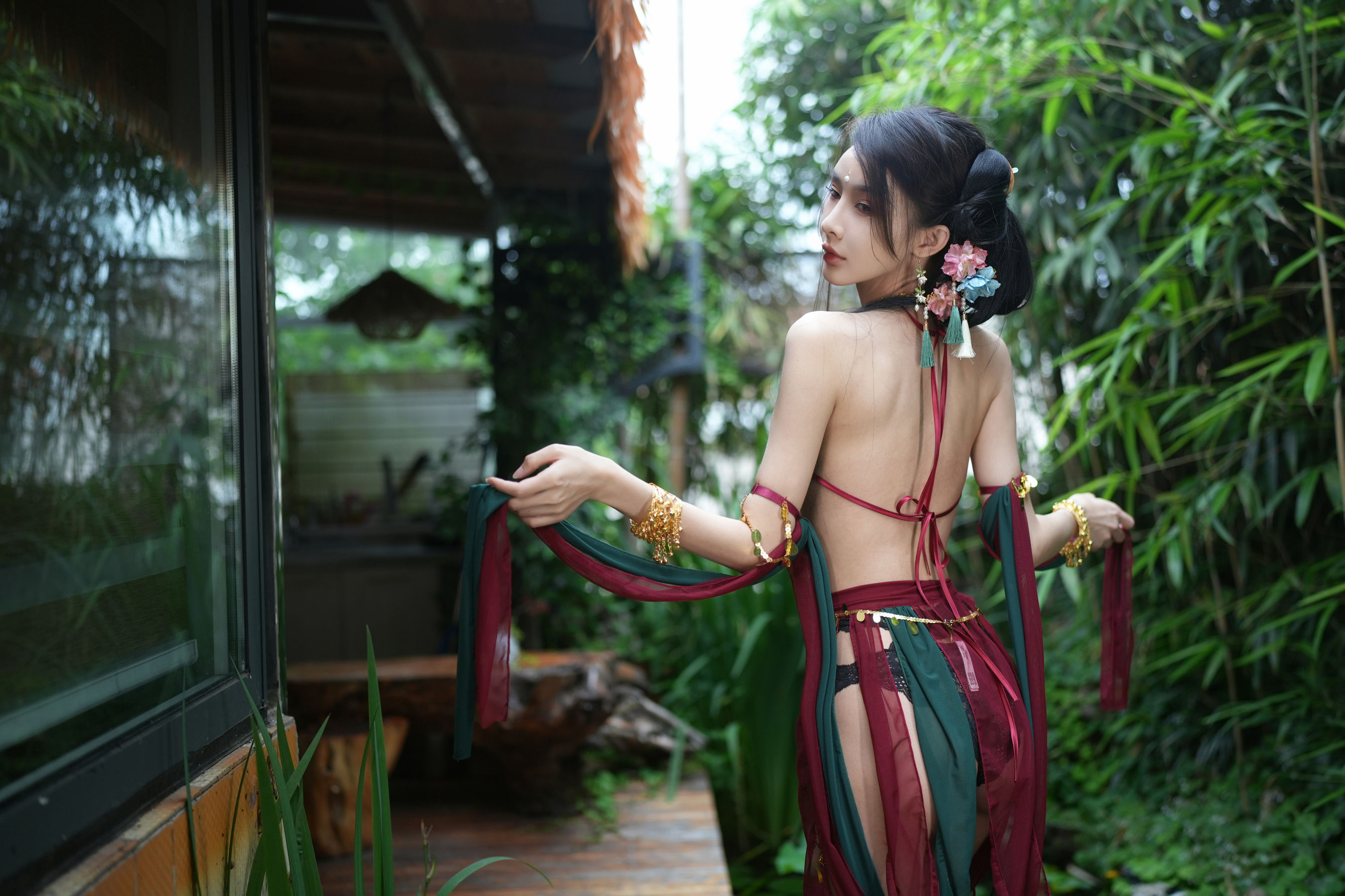 [福利COS] 余多多Dudu - 妲己的古风诱惑力第9张