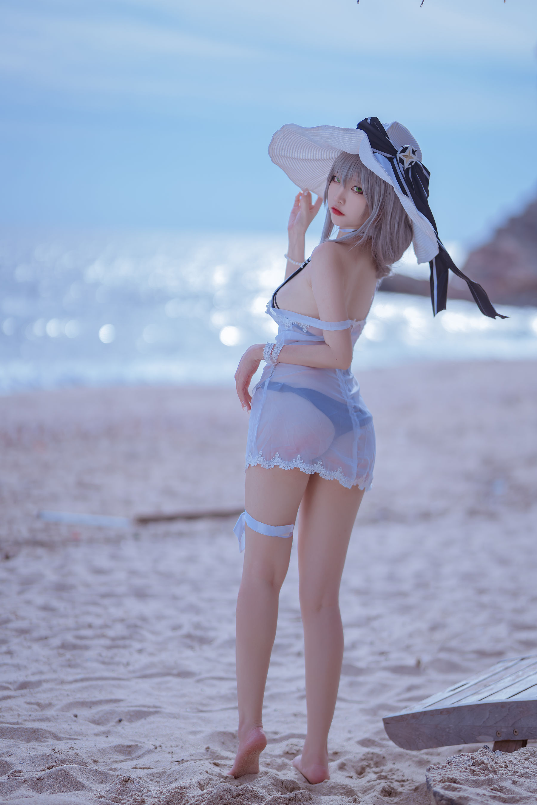 [福利COS] 人气Coser二佐Nisa - 碧蓝 天鹰泳装第8张