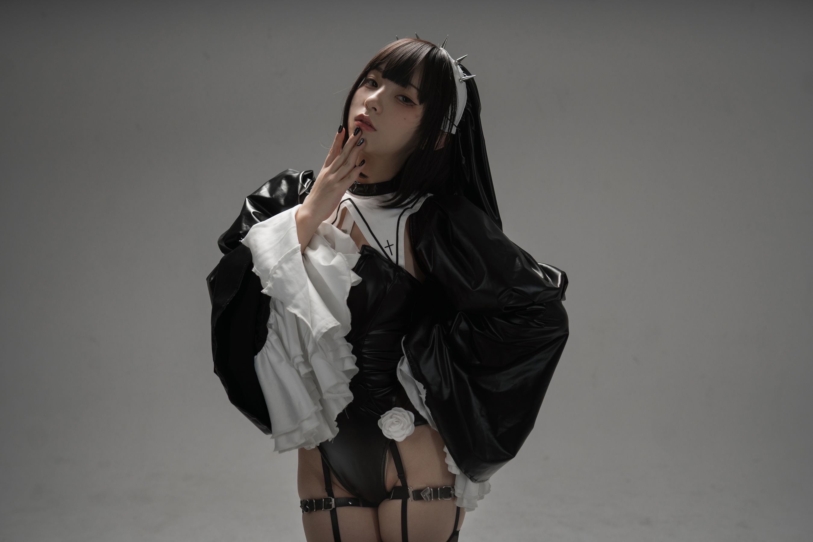 [福利COS] 花铃 - 杀戮修女第21张