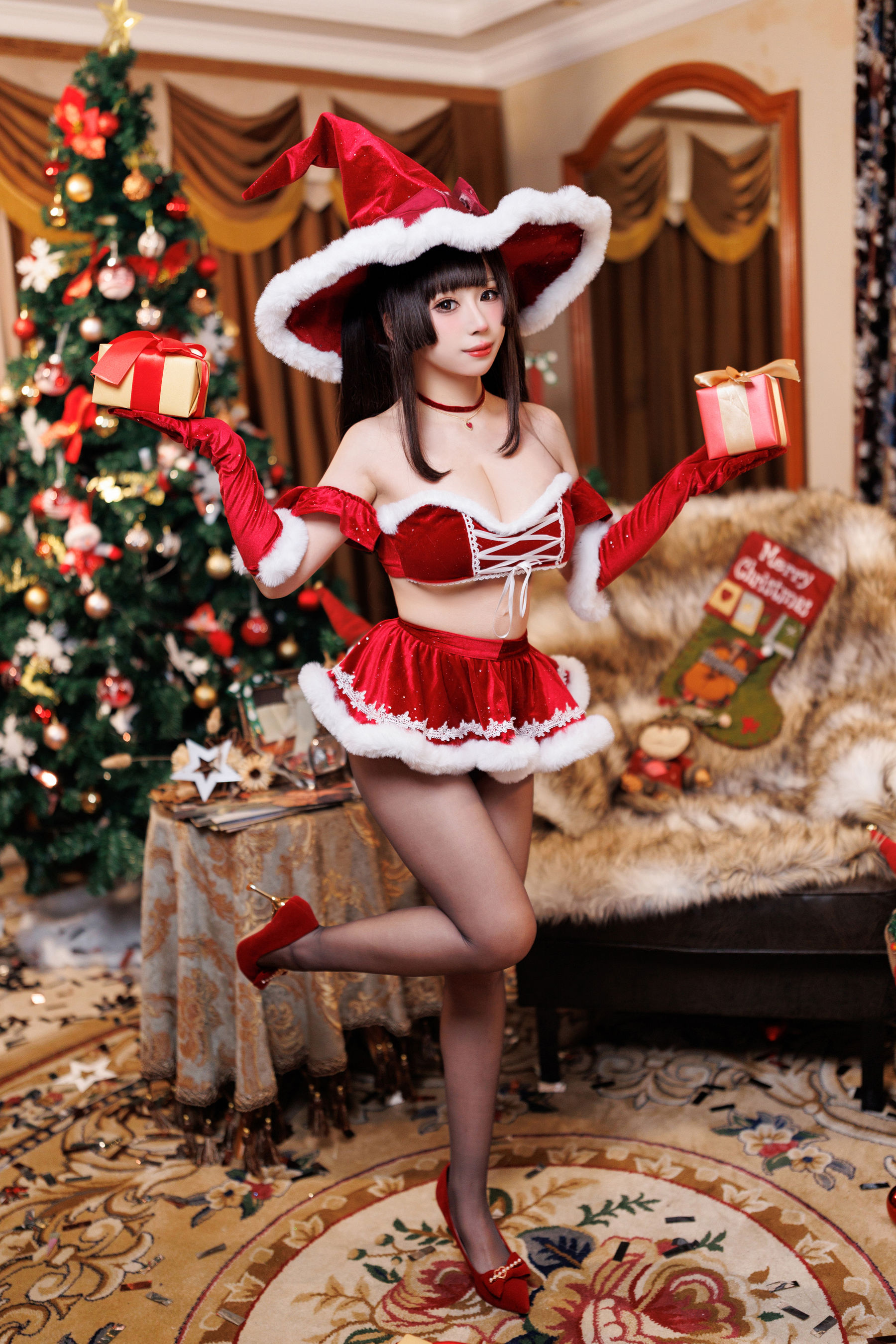 [福利COS] 胡桃猫Kurumineko - 魔女圣诞夜第3张