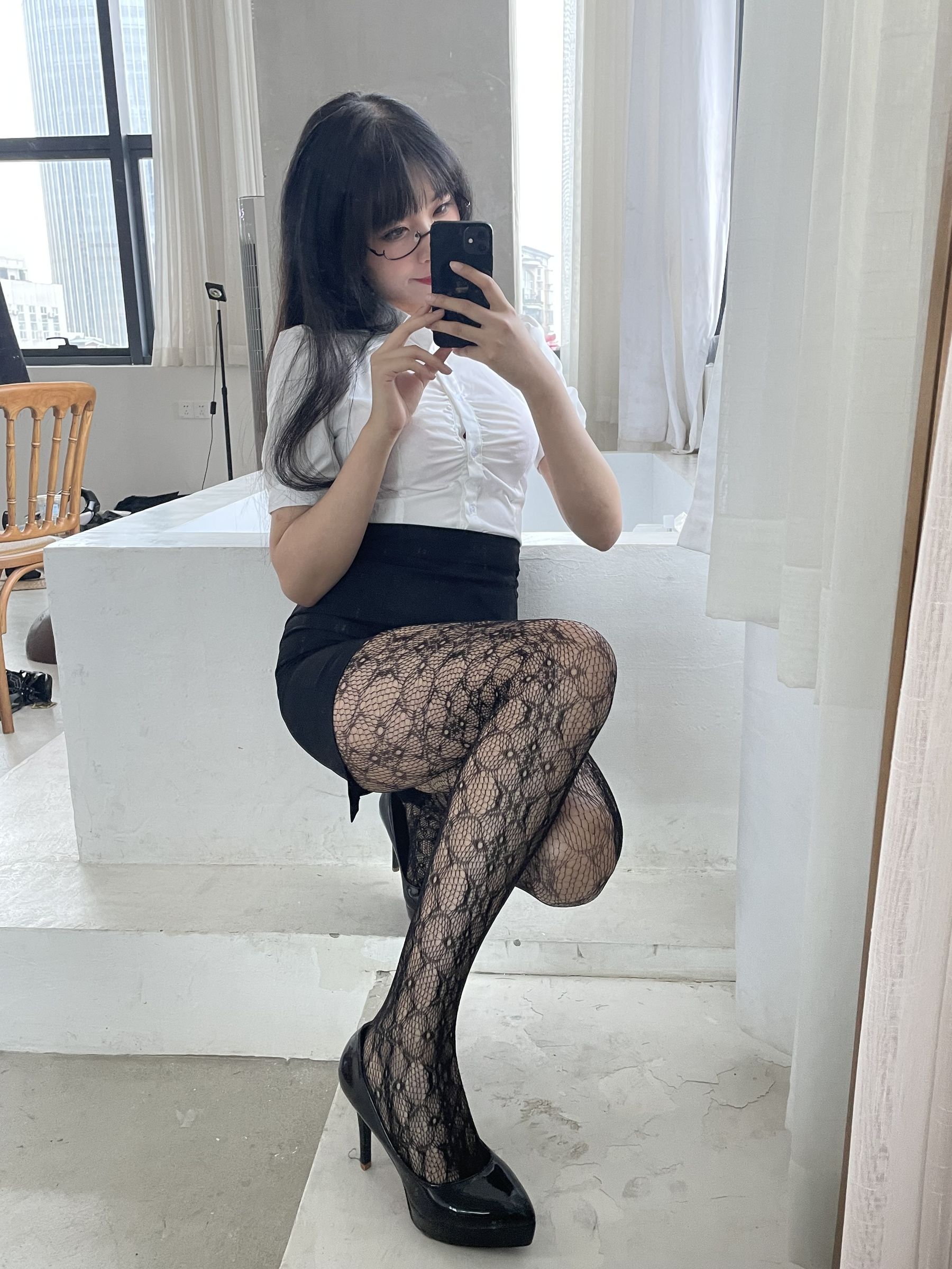 [福利COS] 轩萧学姐 - 提花裤袜第36张