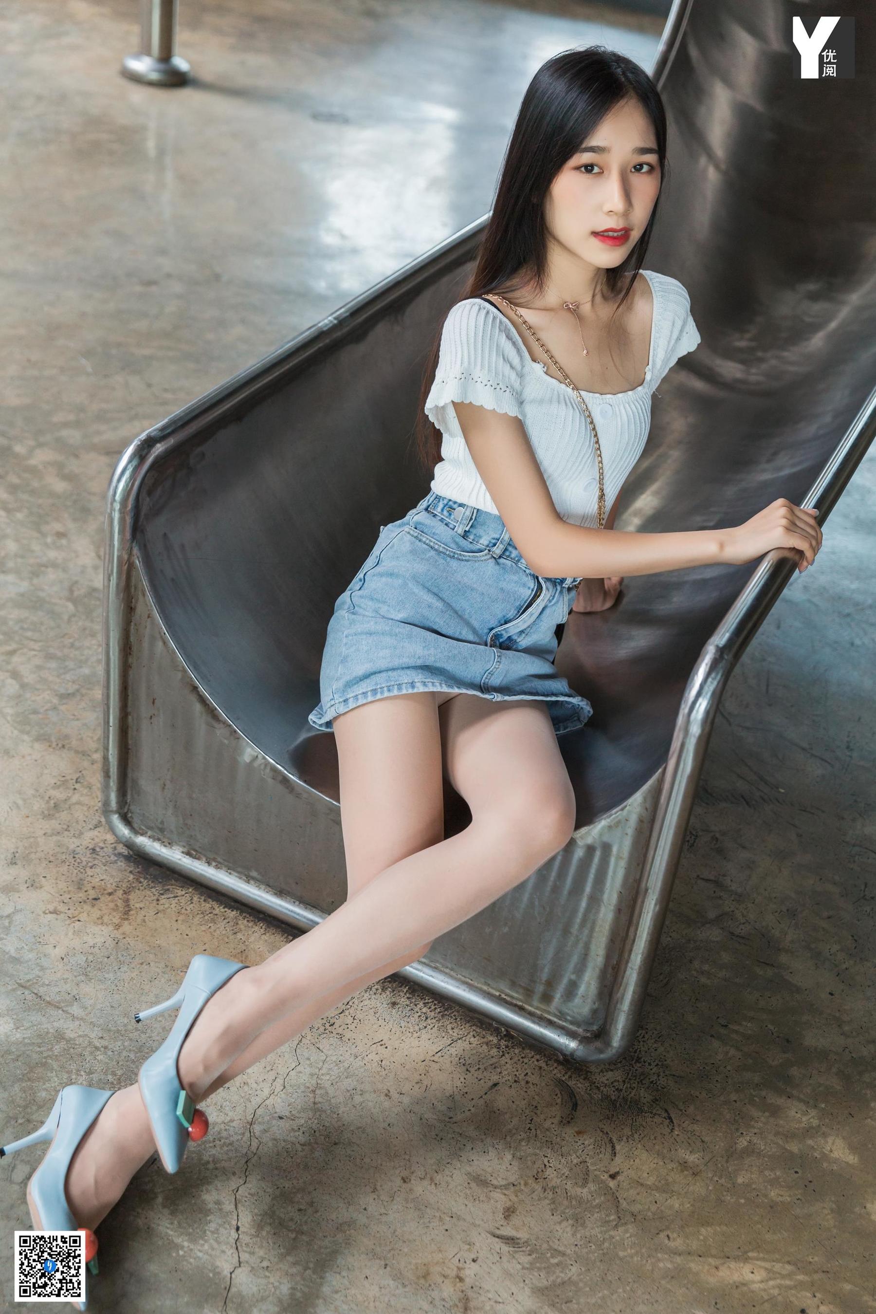 [IESS异思趣向] 模特美子《港风邻家女人》 肉丝美脚写真集第19张
