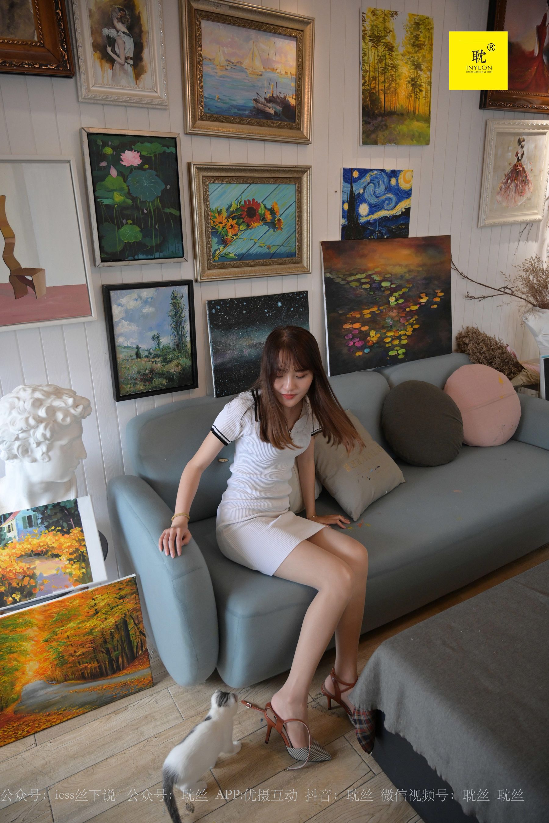 [IESS异思趣向]第N种幻想 婉萍 《两位插班生的画室风波》1  丝袜美腿套图第14张
