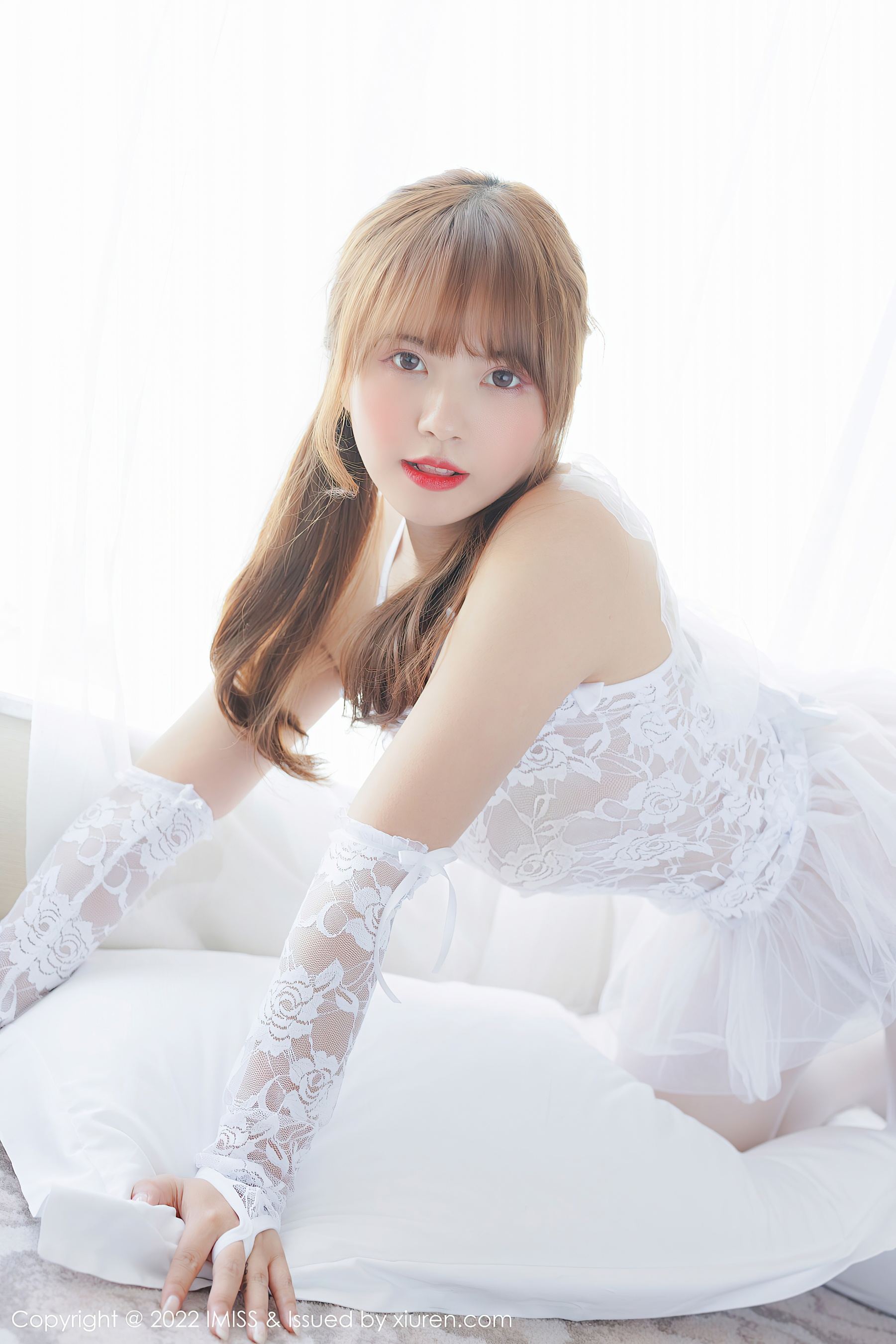  爱蜜社 VOL.674 张思允Nice 婚纱丝袜第16张