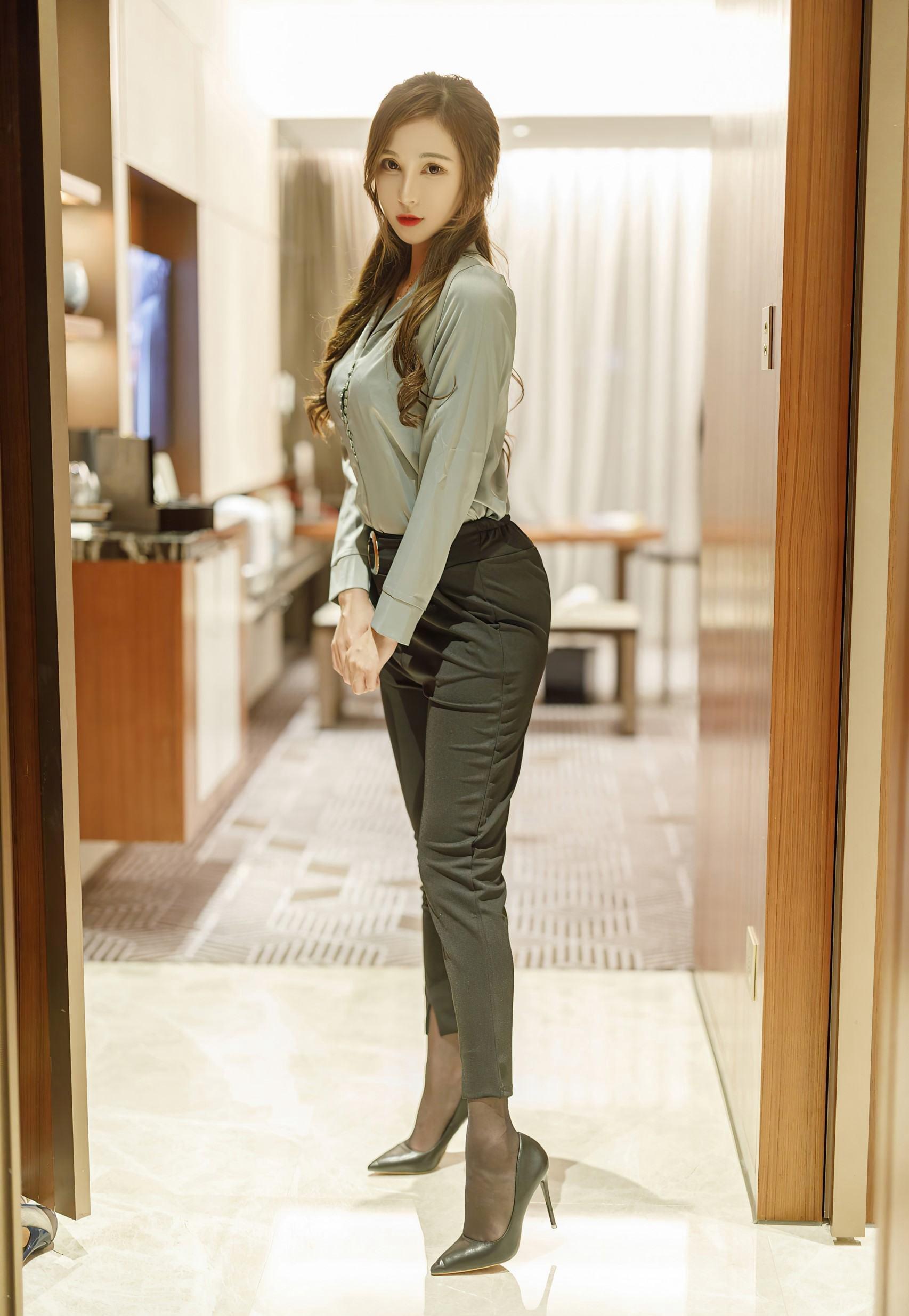 IMiss爱蜜社 Vol.492 Lavinia肉肉第13张