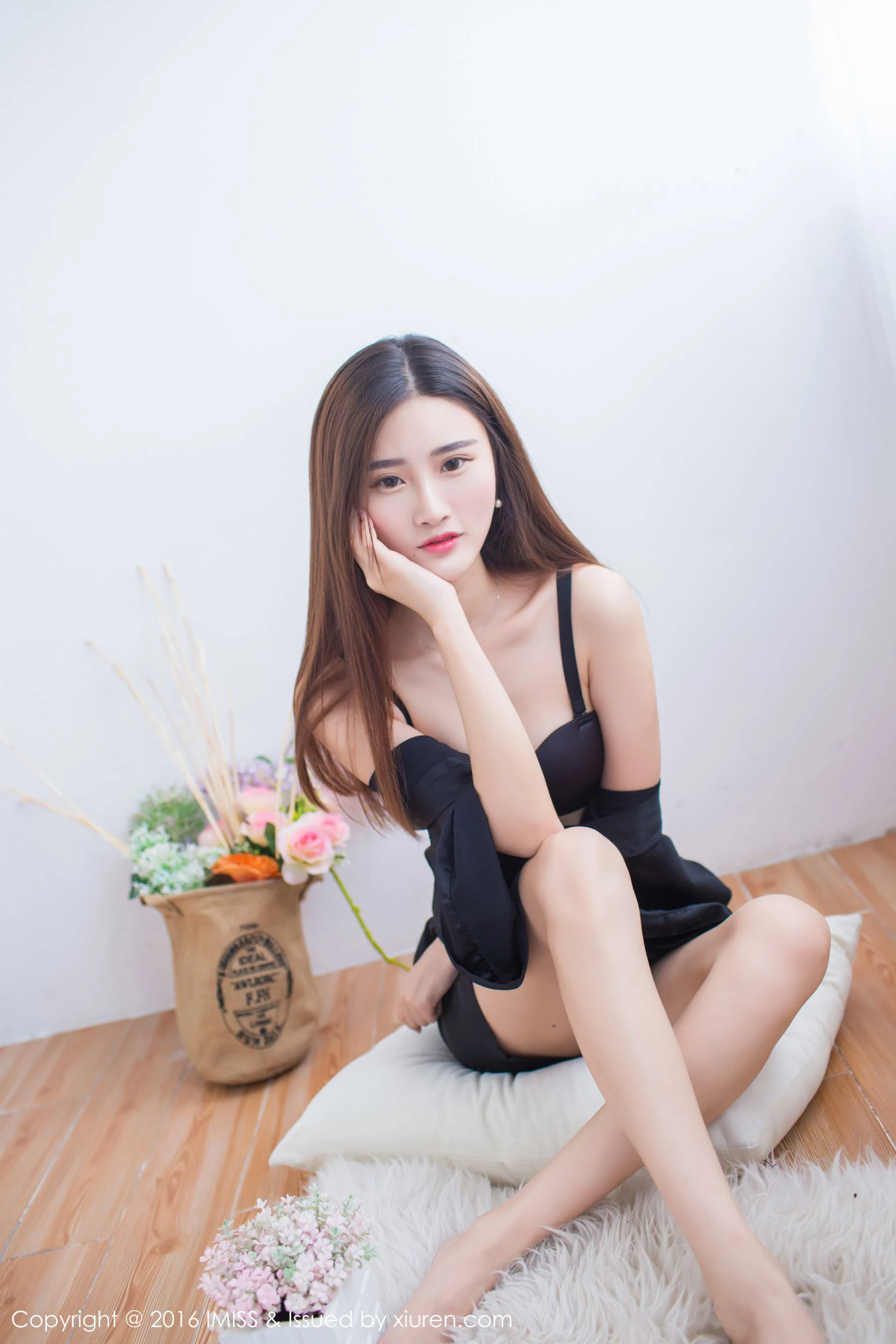  格格污巫《温文尔雅、小家碧玉型美女》 爱蜜社IMiss Vol.135第3张