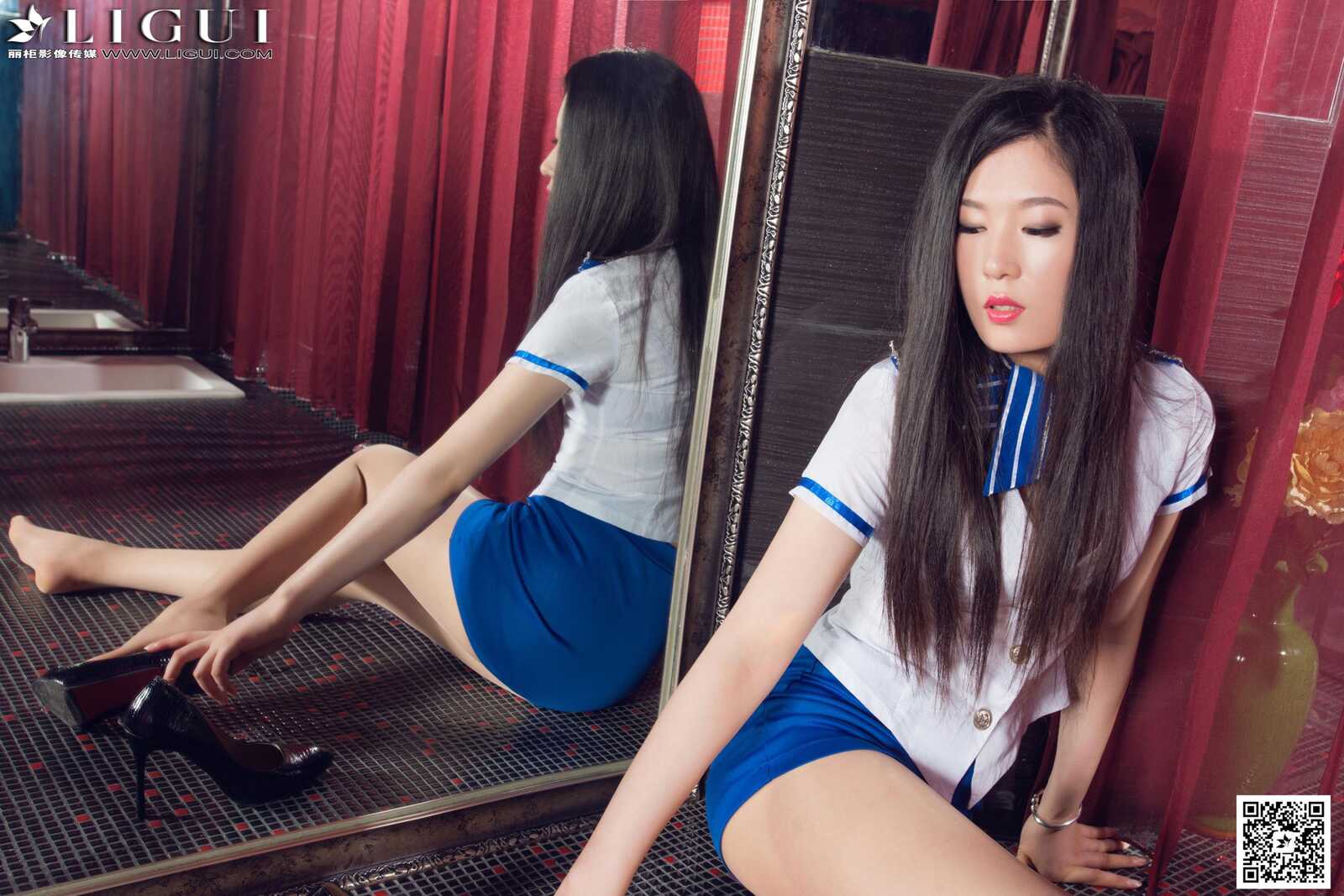 Model 佳怡《长腿空姐制服丝足》上下全集 [丽柜第5张