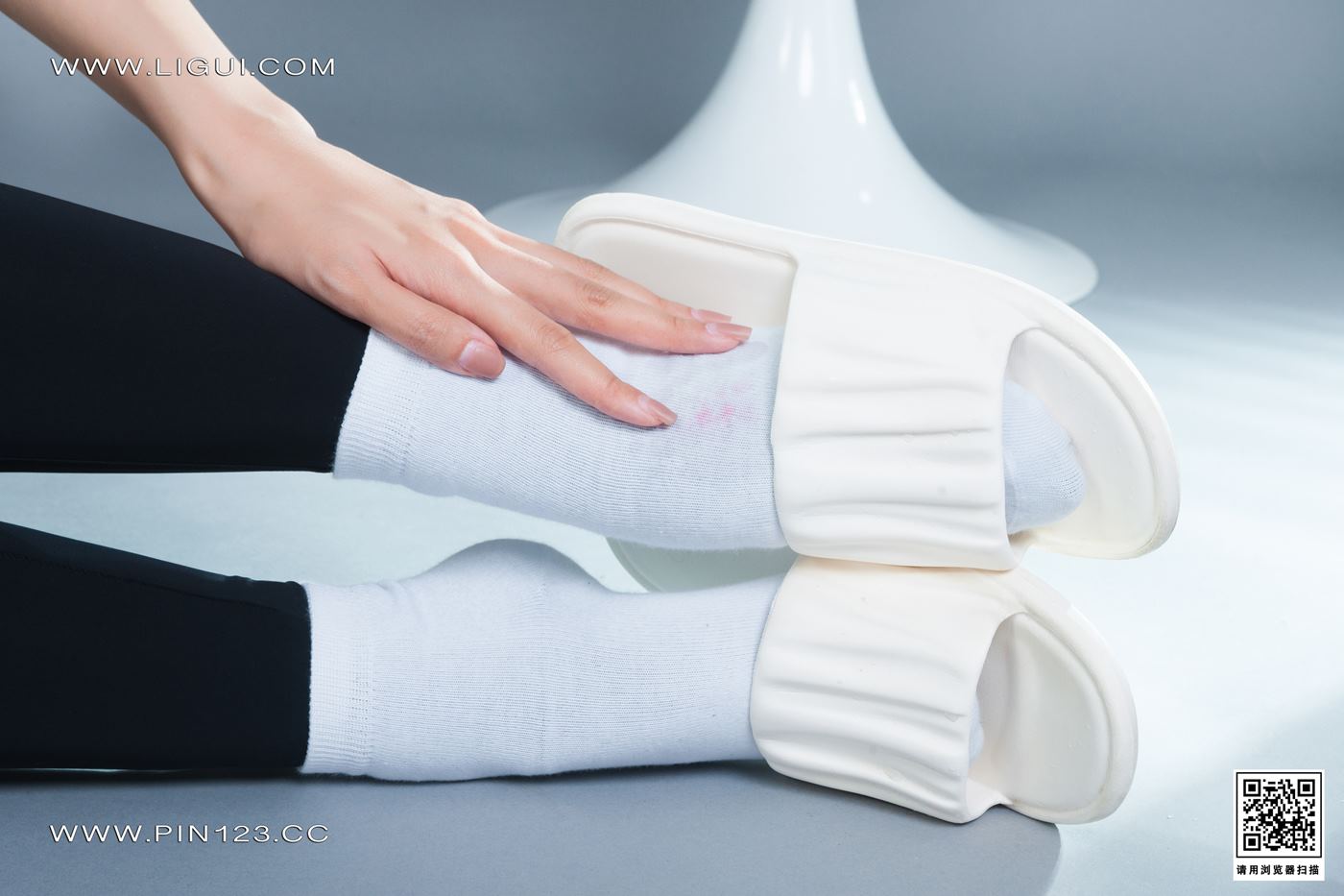 [Ligui丽柜]2022.10.10 受伤的欲足 钟情第10张