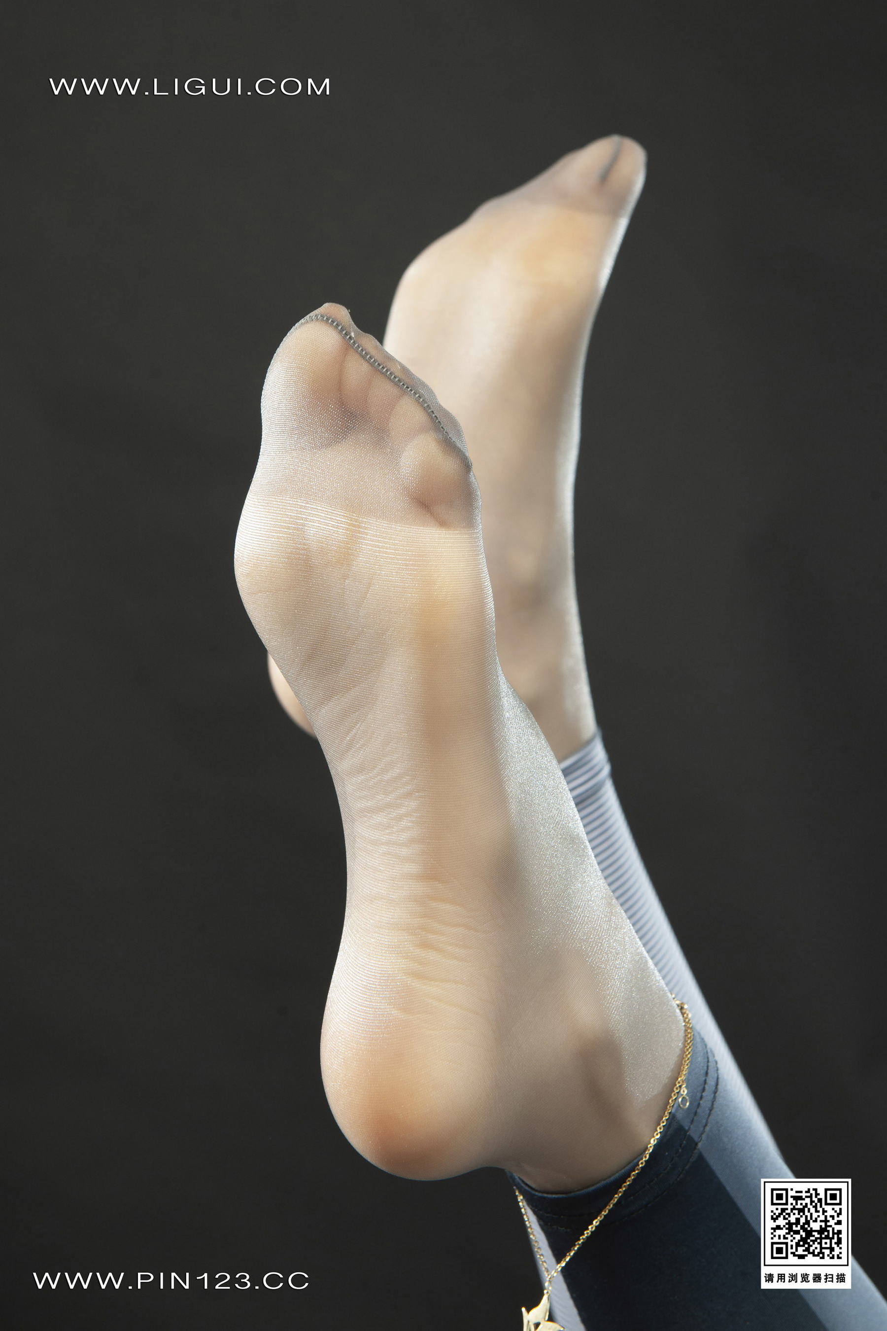 [Ligui丽柜] 2023.05.15《身材魔鬼-胸器袭人》凉儿第14张