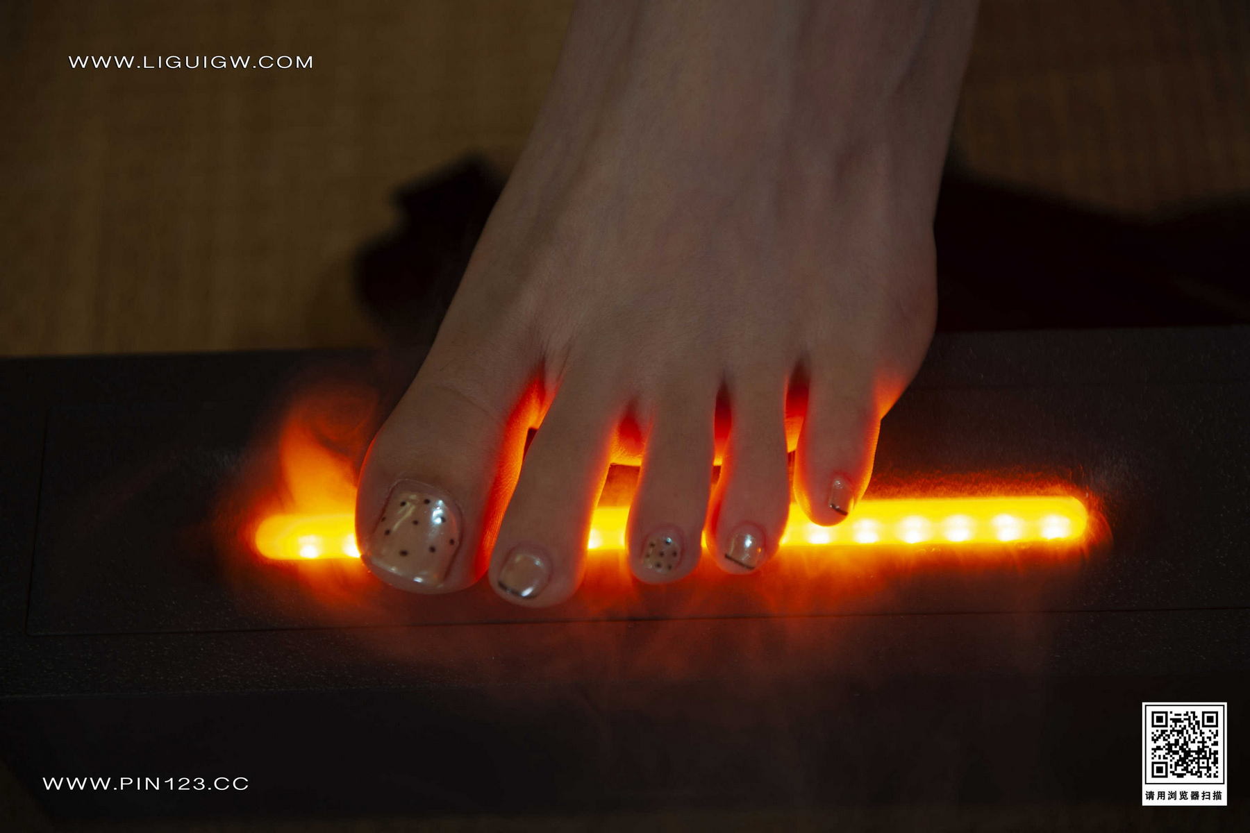 [Ligui丽柜] 2023.11.27《唇享欲足》甜甜第12张