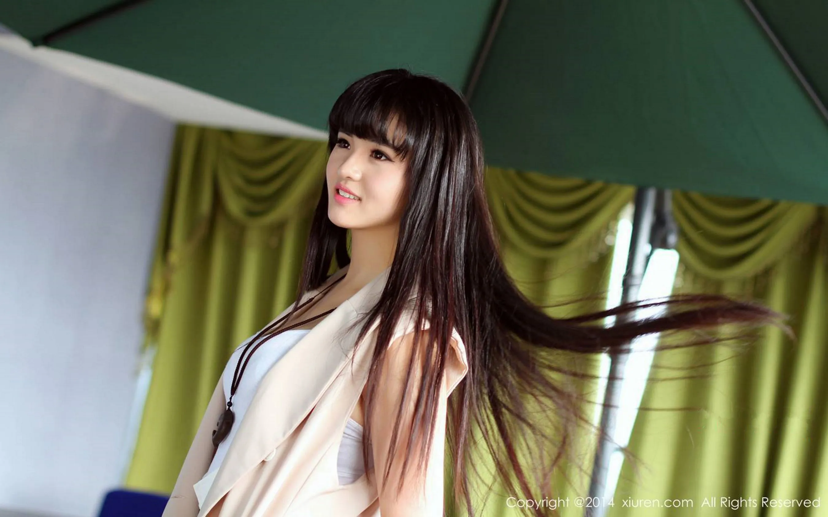 旭儿 &F cup妹子 秀人网 No.261第24张